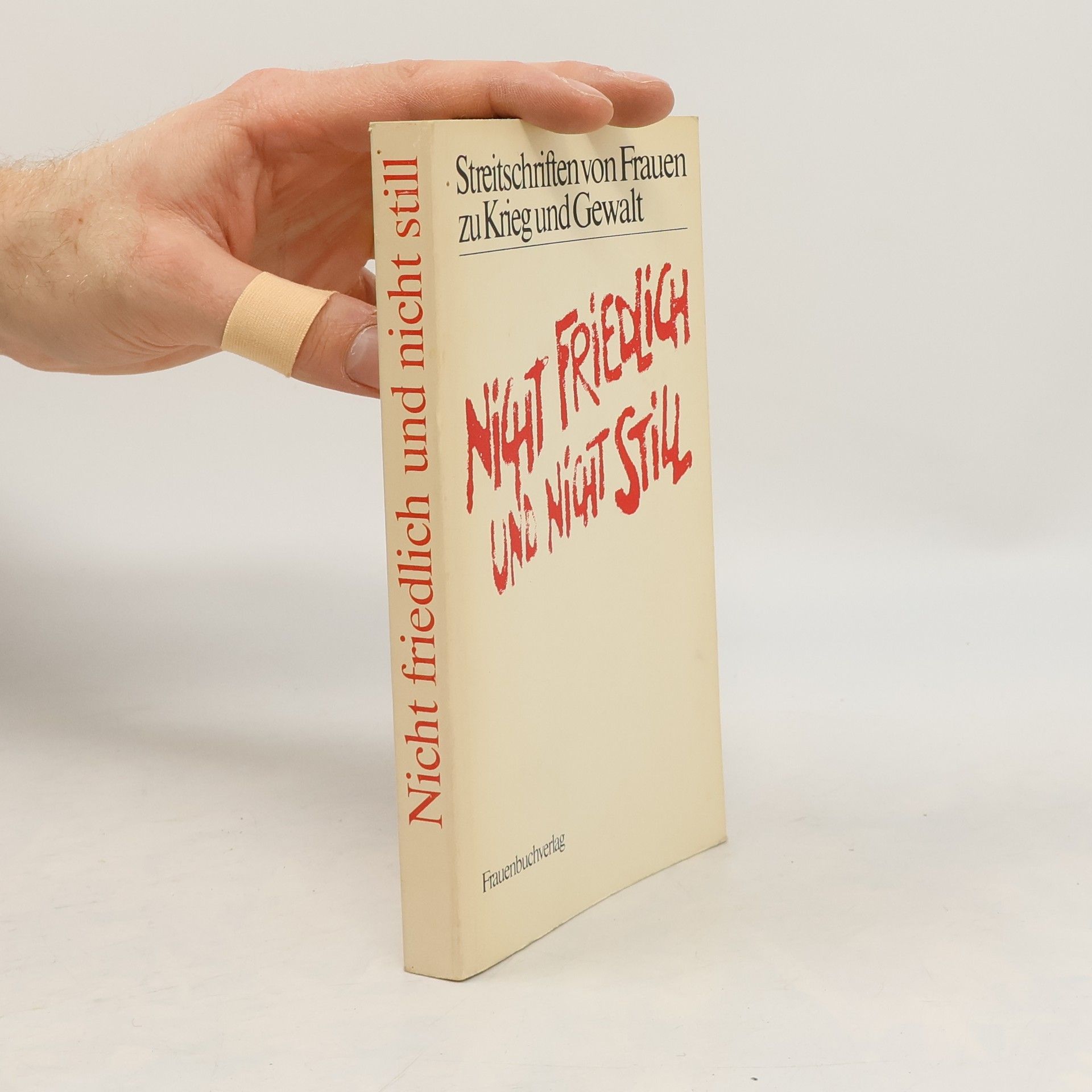 Nicht friedlich und nicht still