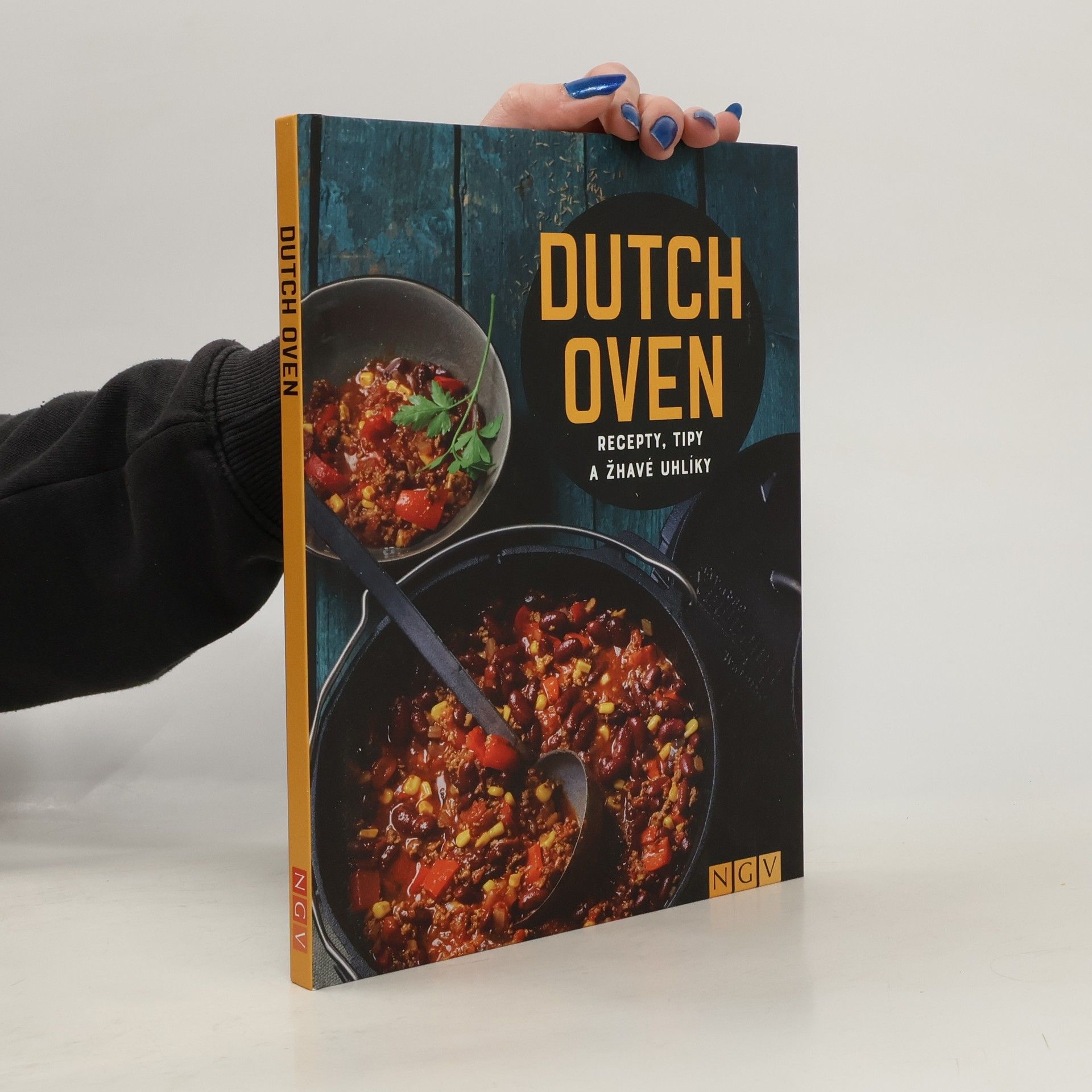 Collectif d'auteurs Dutch Oven. Recepty, tipy a žhavé uhlíky