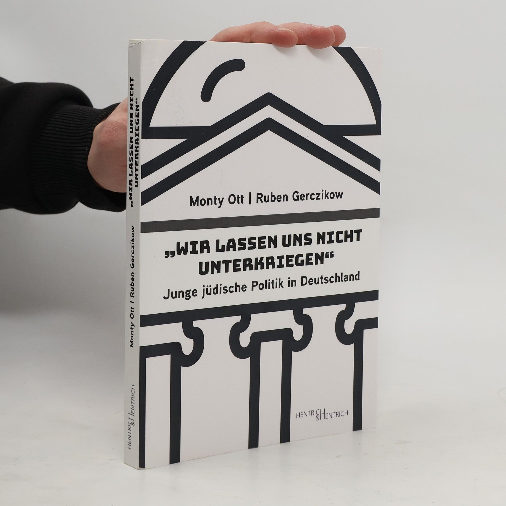 Monty Aviel Ott „Wir lassen uns nicht unterkriegen“