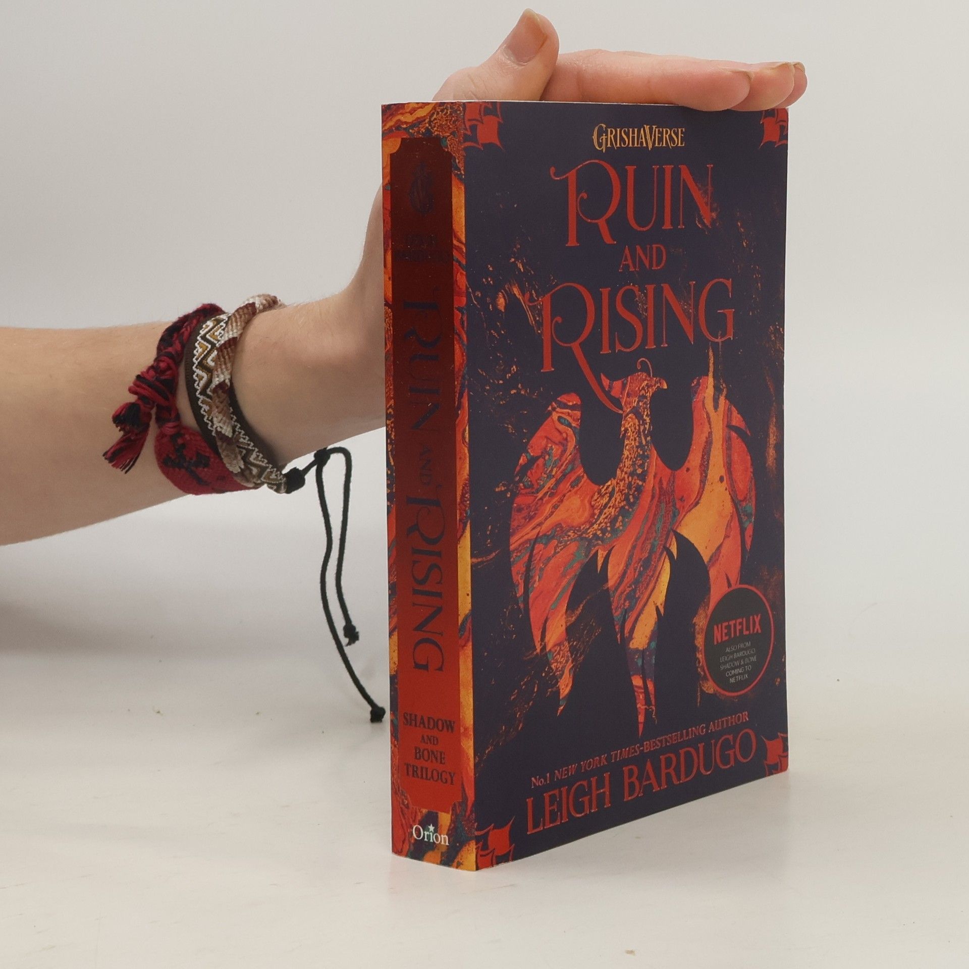 Leigh Bardugo Ruin and rising