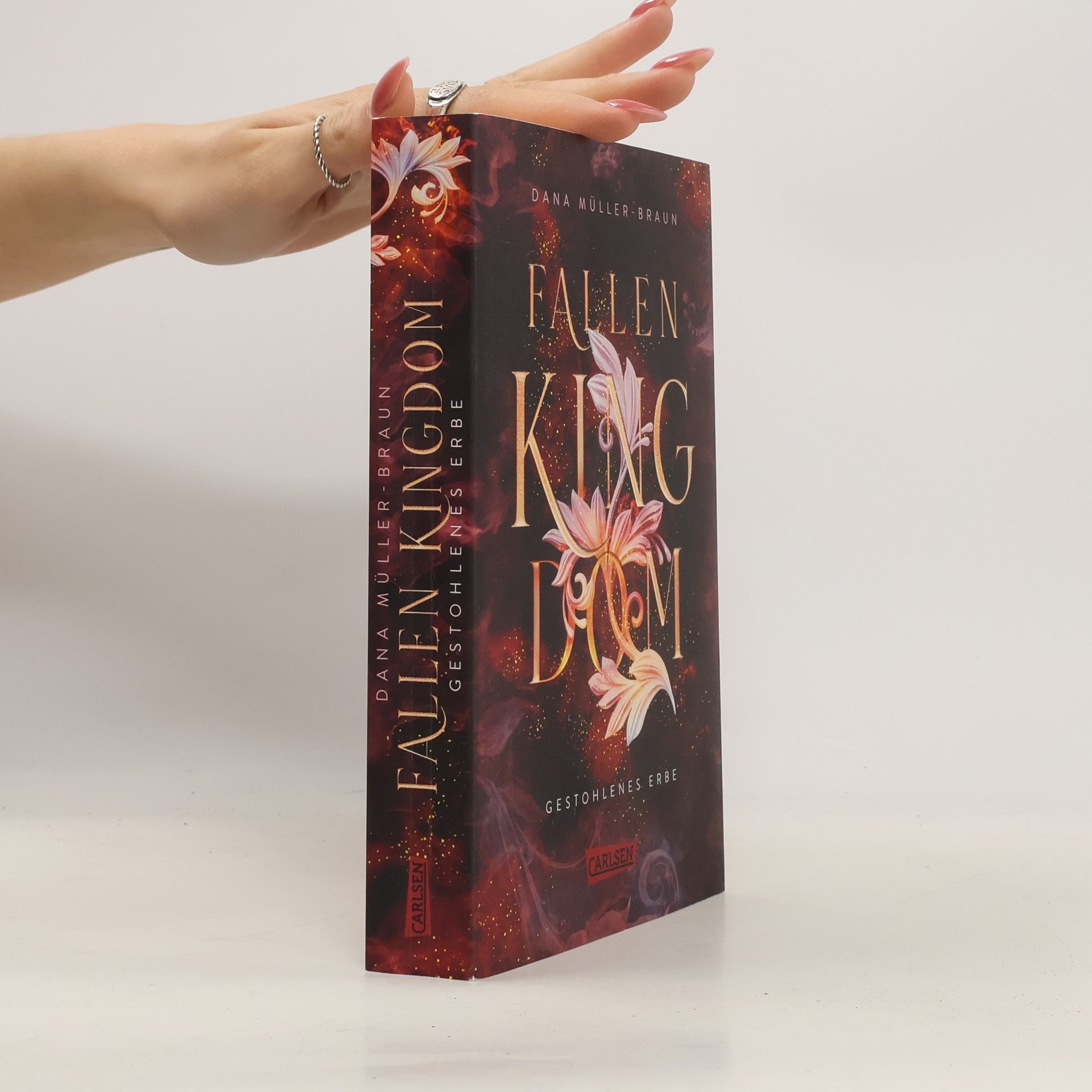 Dana Müller-Braun Fallen Kingdom 1: Gestohlenes Erbe