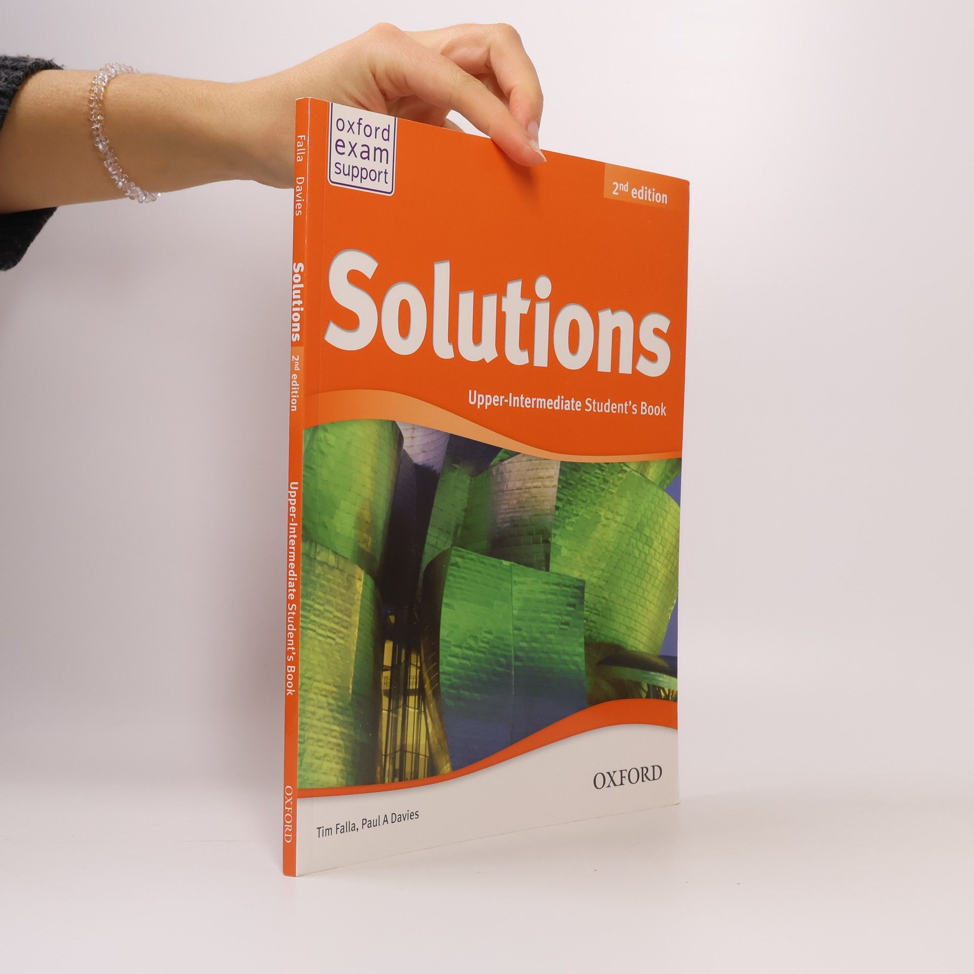 Tim Falla Solutions : upper-intermediate. Student's book