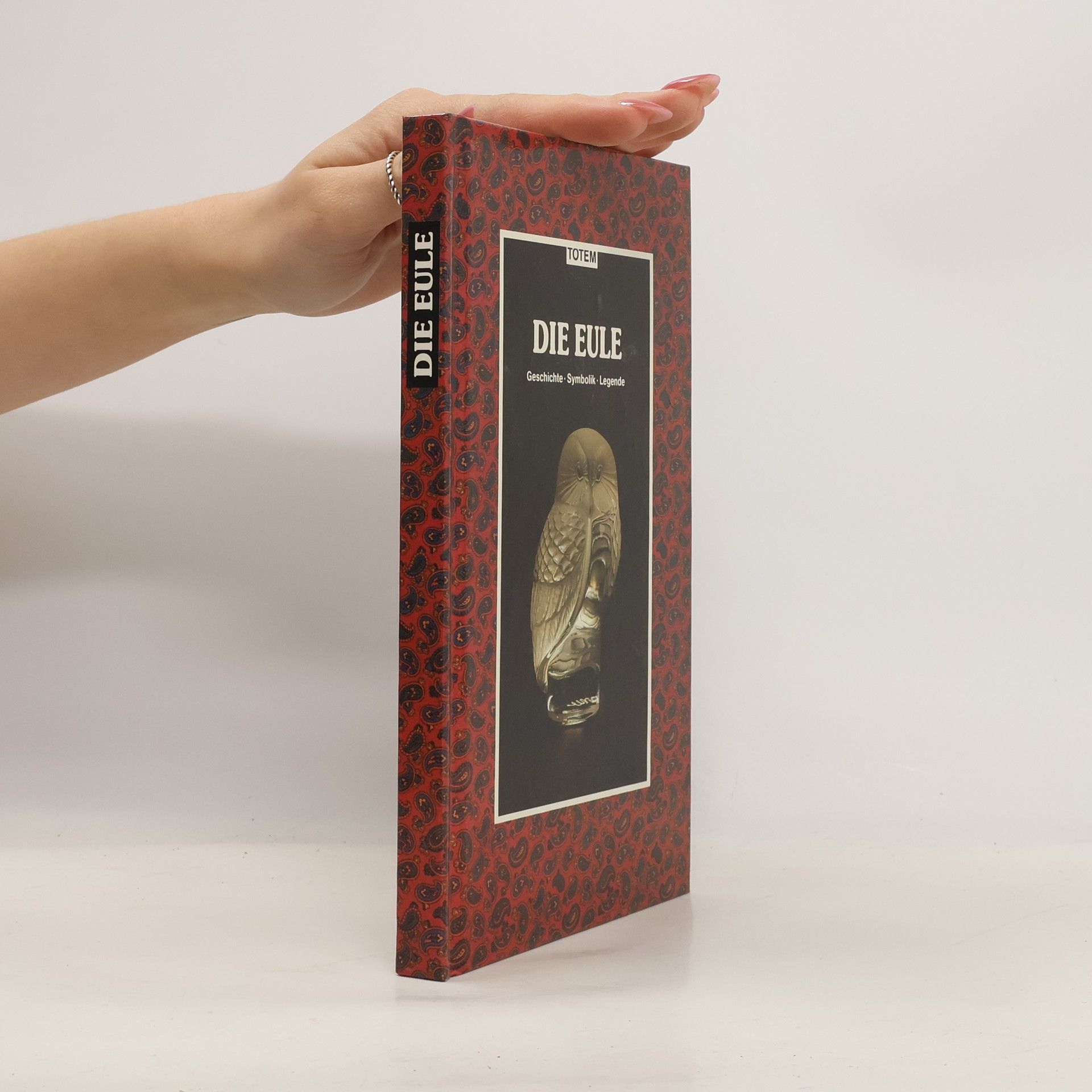 Elena Cenzato Die Eule