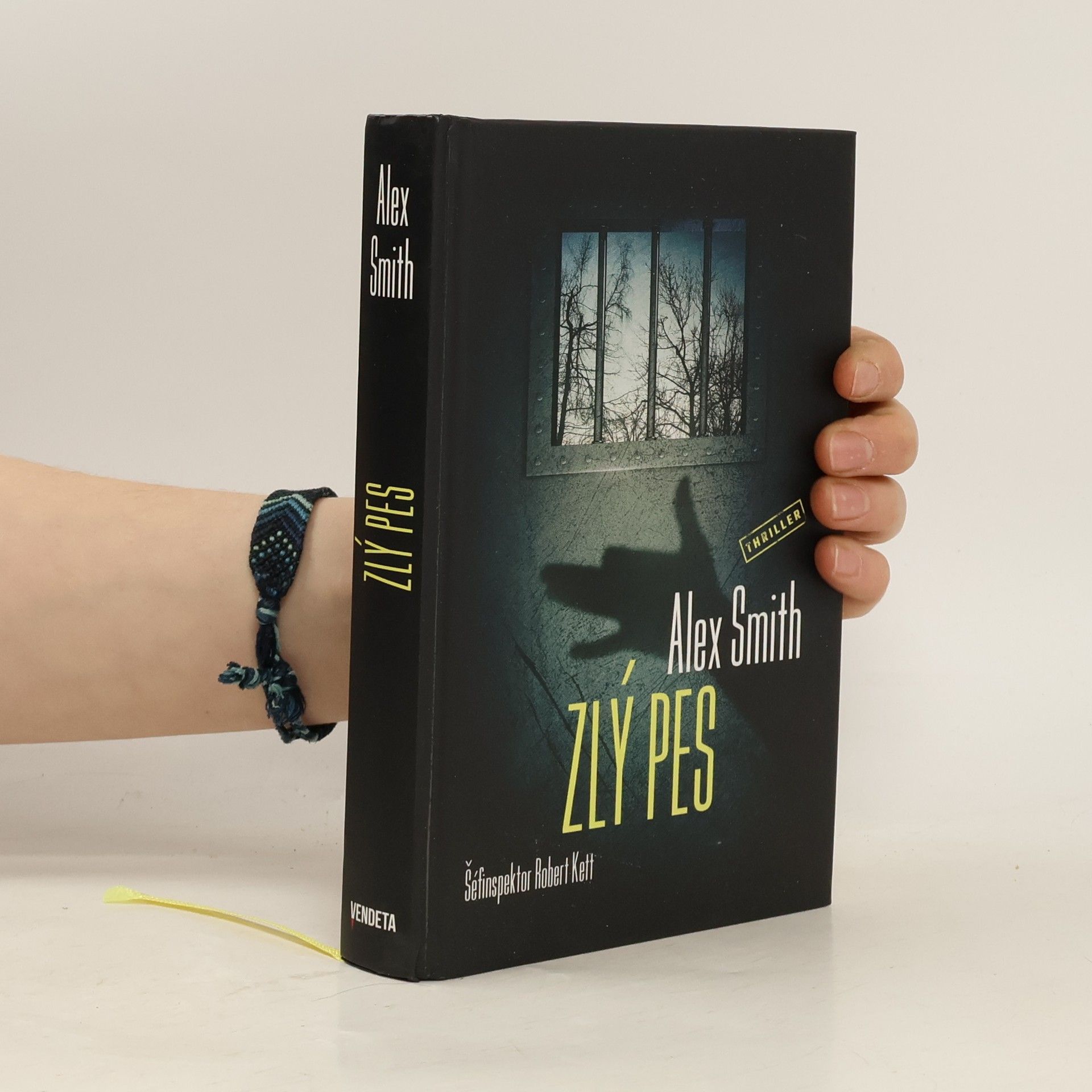 Alexander Gordon Smith Zlý pes