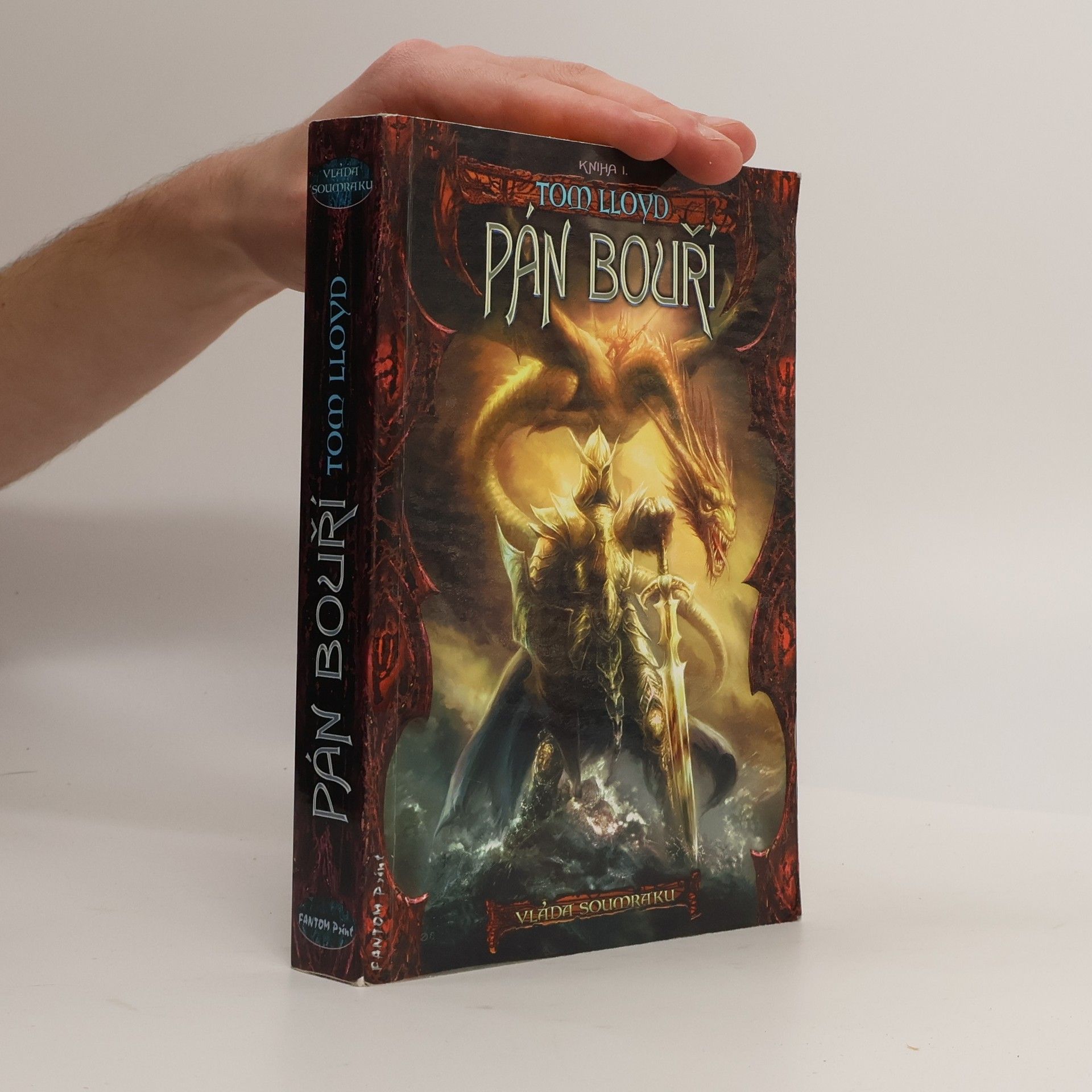 Tom Lloyd Vláda soumraku. Kniha I., Pán bouří