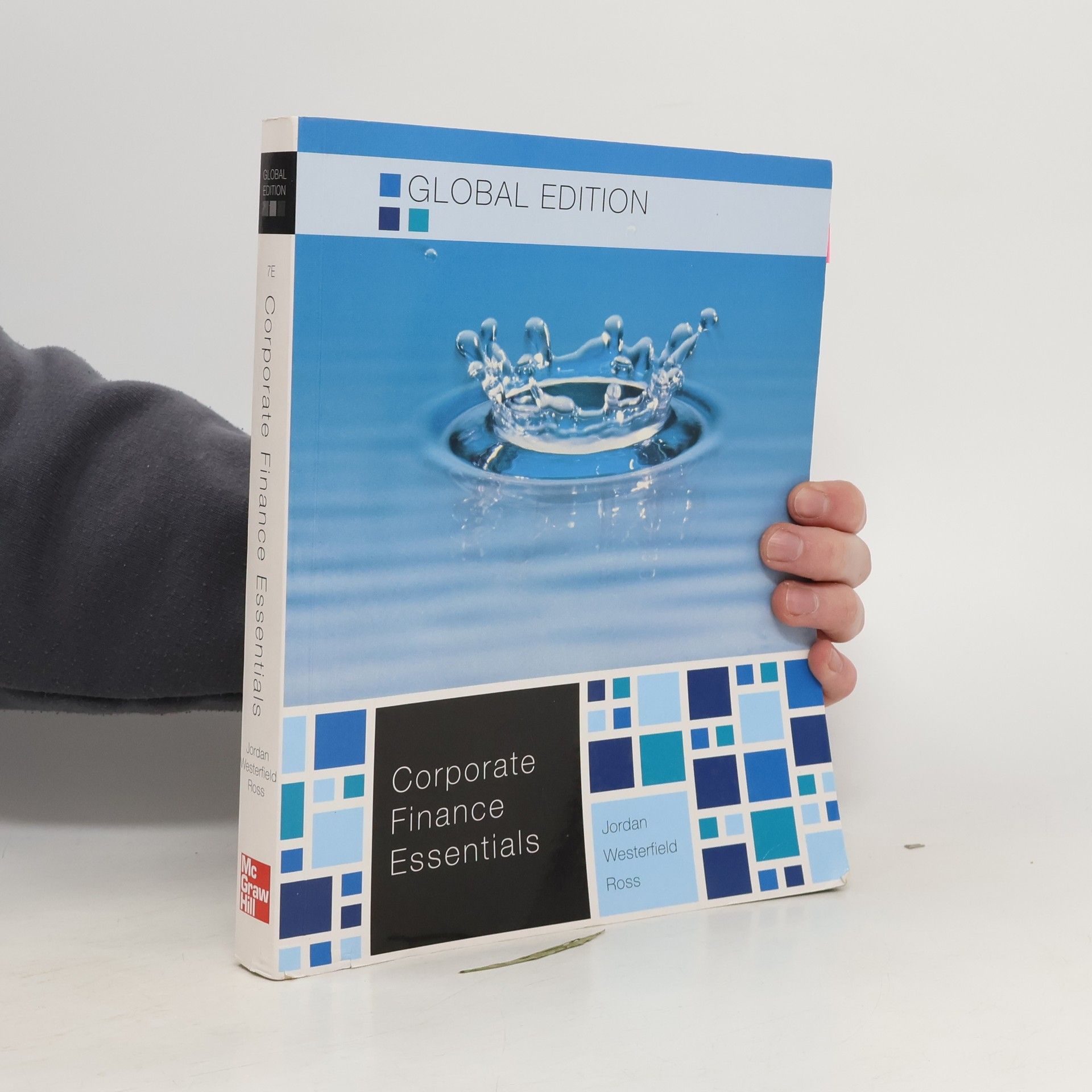 Collectif d'auteurs Corporate Finance Essentials