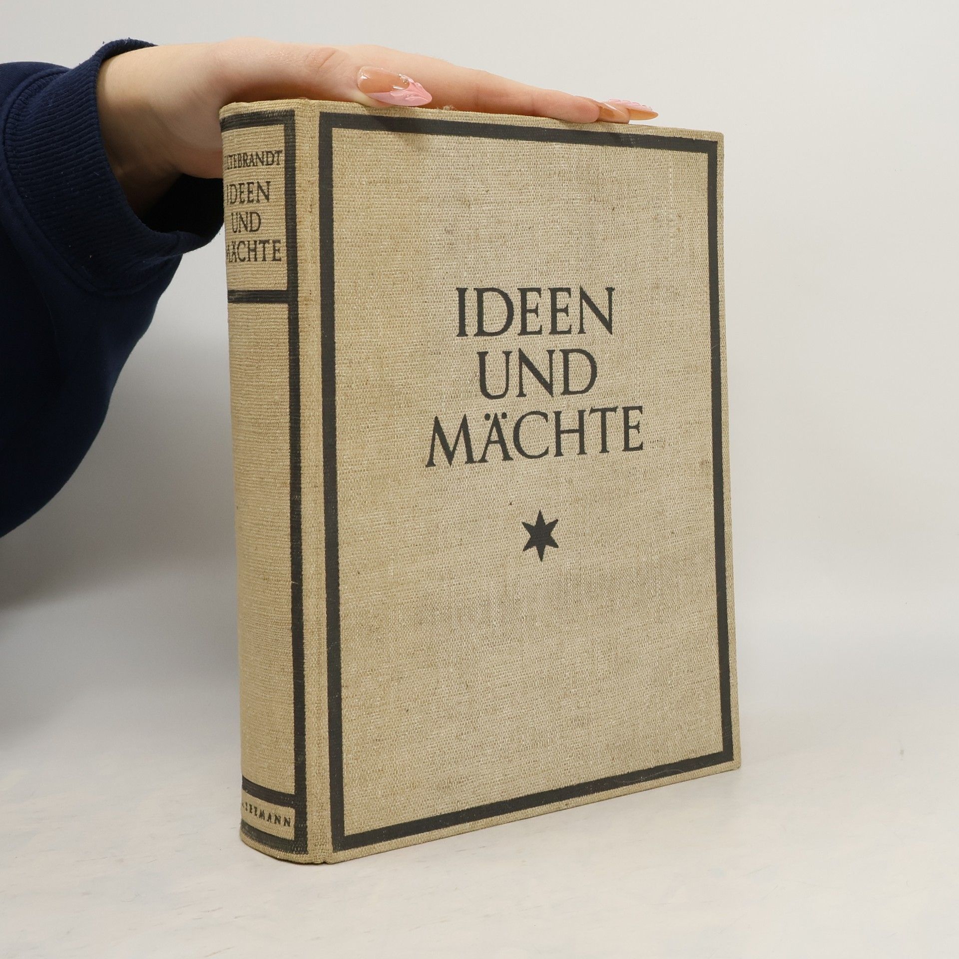 Ideen und Mächte