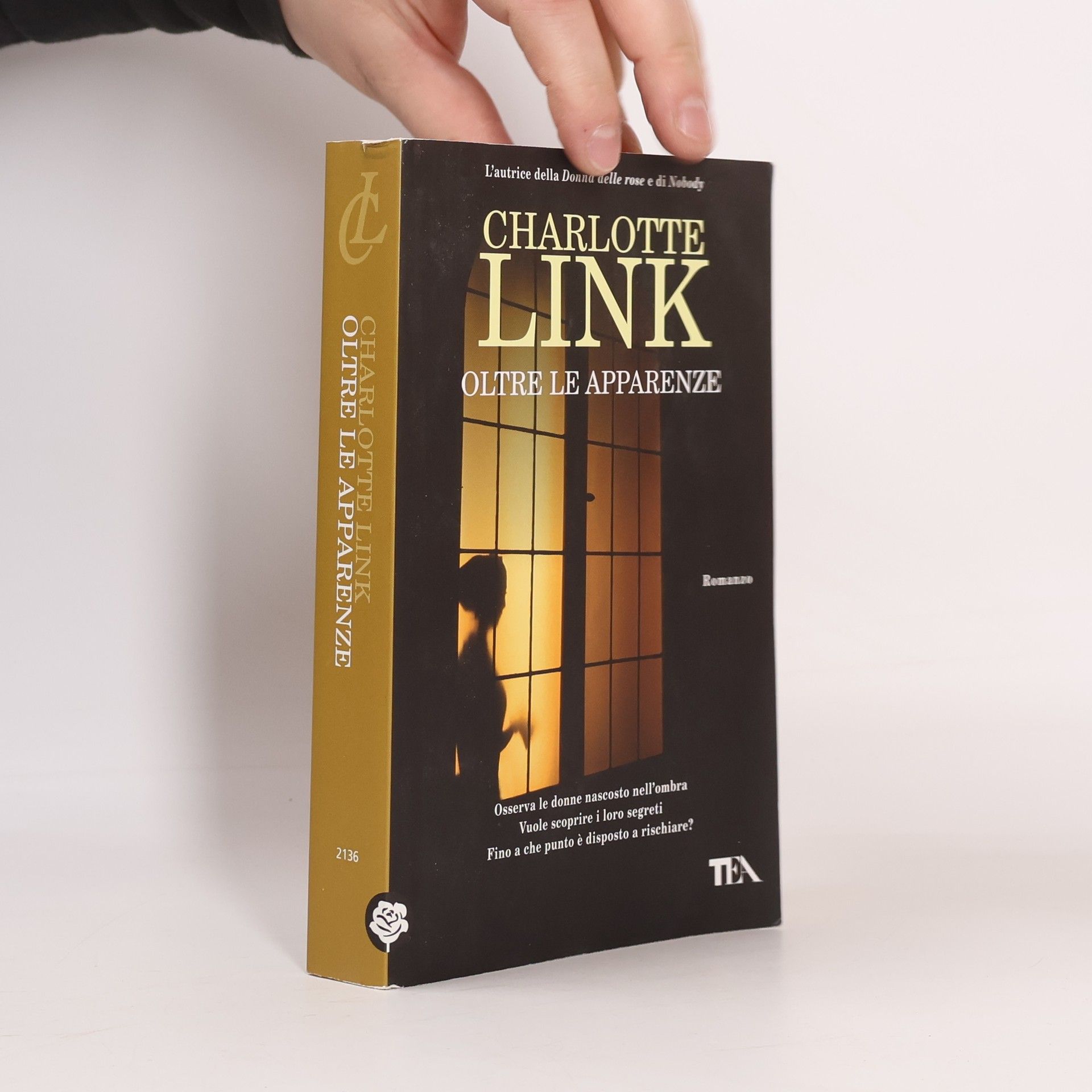 Charlotte Link Teadue: Oltre le apparenze