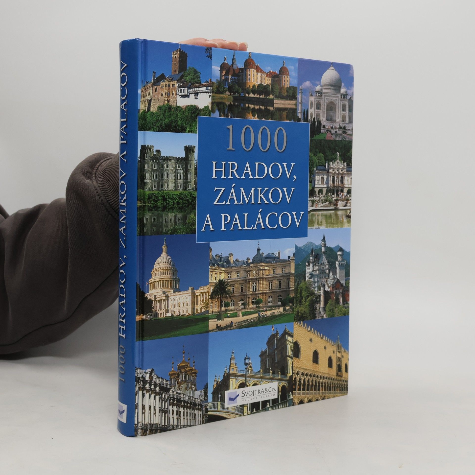 Kolektiv autorů 1000 hradov, zámkov a palácov