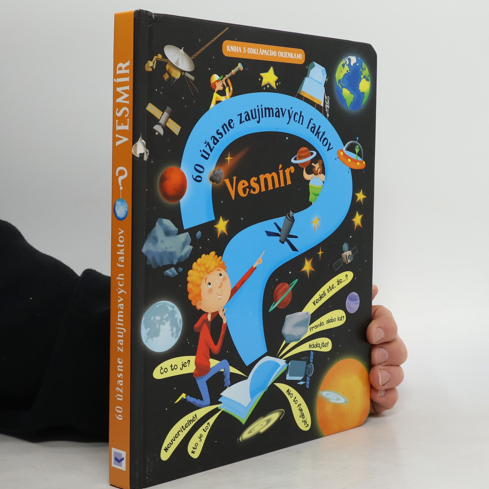 Collectif d'auteurs Vesmír