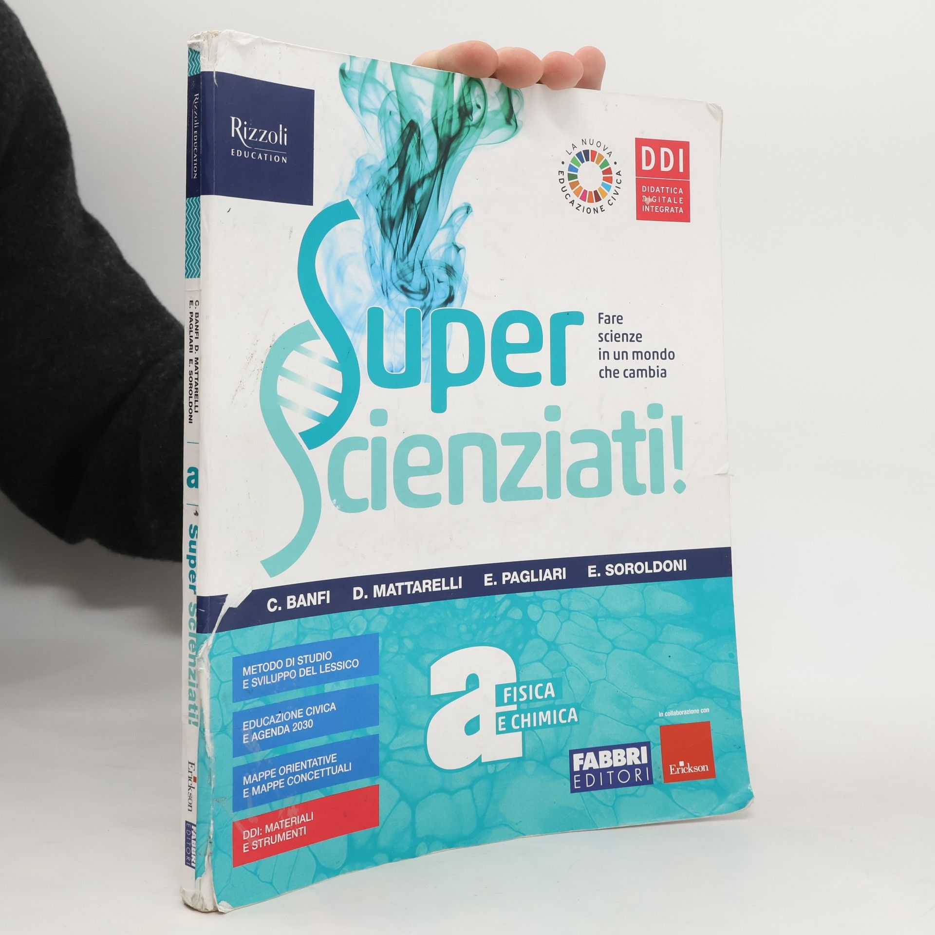 kolektiv Super Scienziati!