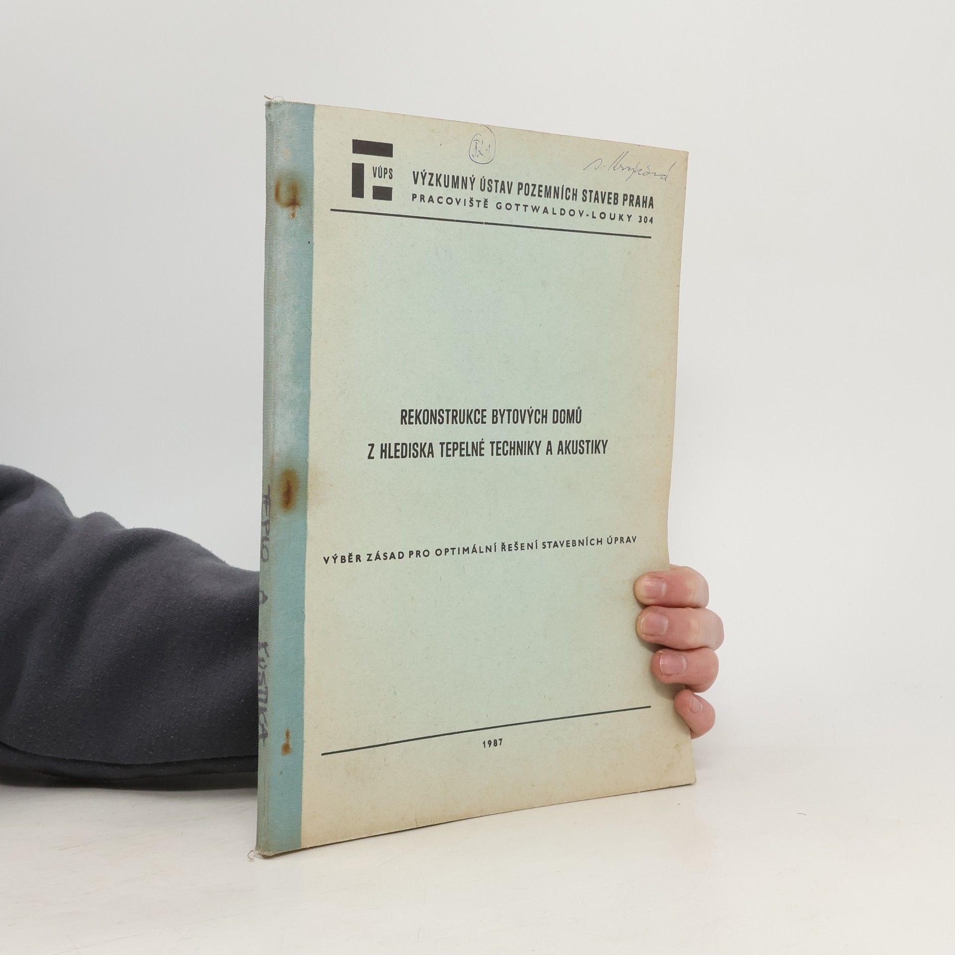 Autorenkollektiv Rekonstrukce bytových domů z hlediska tepelné techniky a akustiky