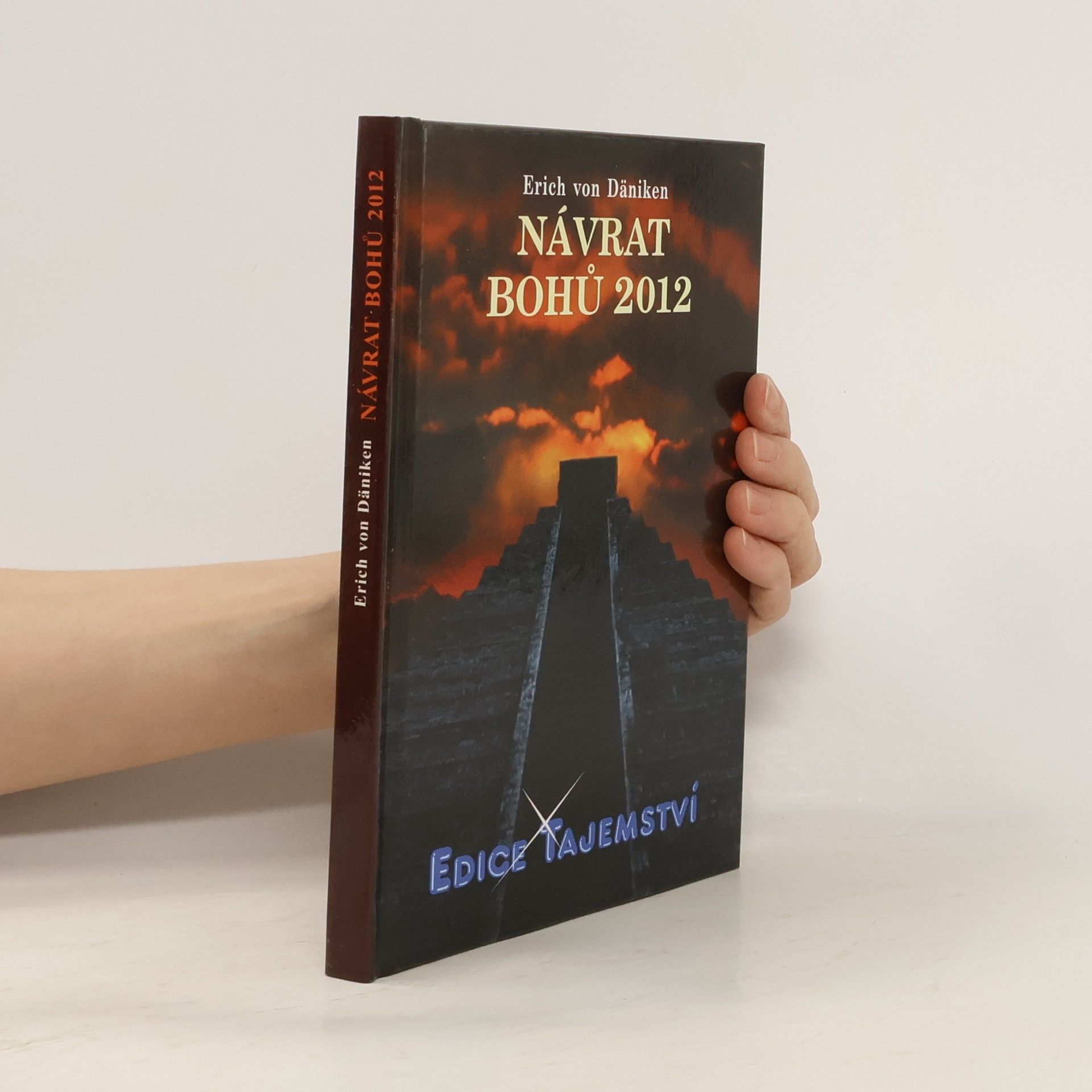 Erich von Däniken Návrat bohů 2012