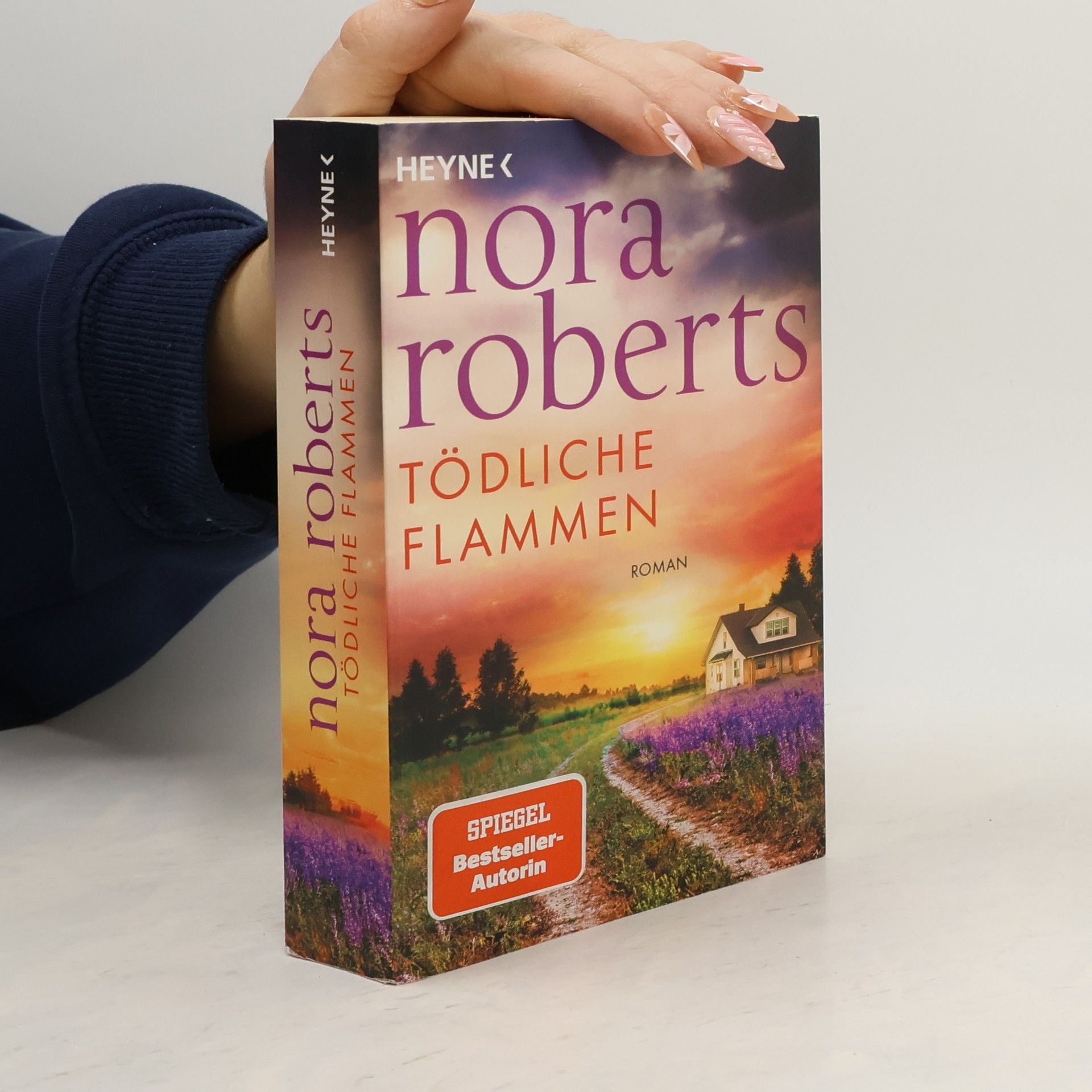 Nora Roberts Tödliche Flammen