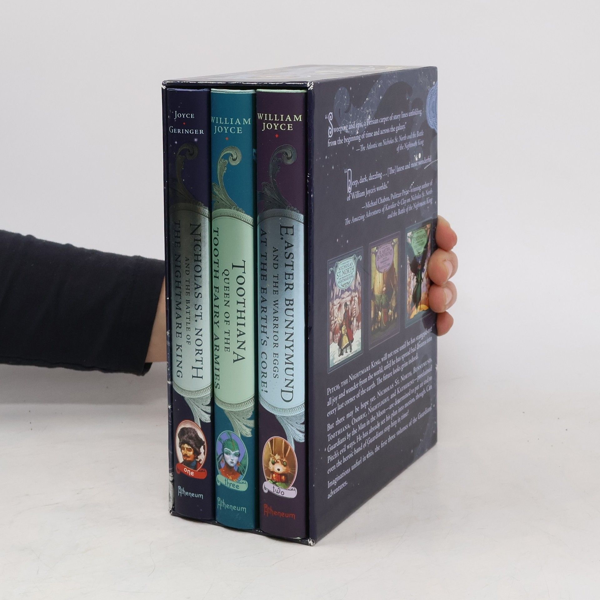 William Joyce The Guardians. Nicholas St. North and the Battle of the Nightmare King; E. Aster Bunnymund and the Warrier Eggs at the Earth's Core!; Guardians Chapter Book #3