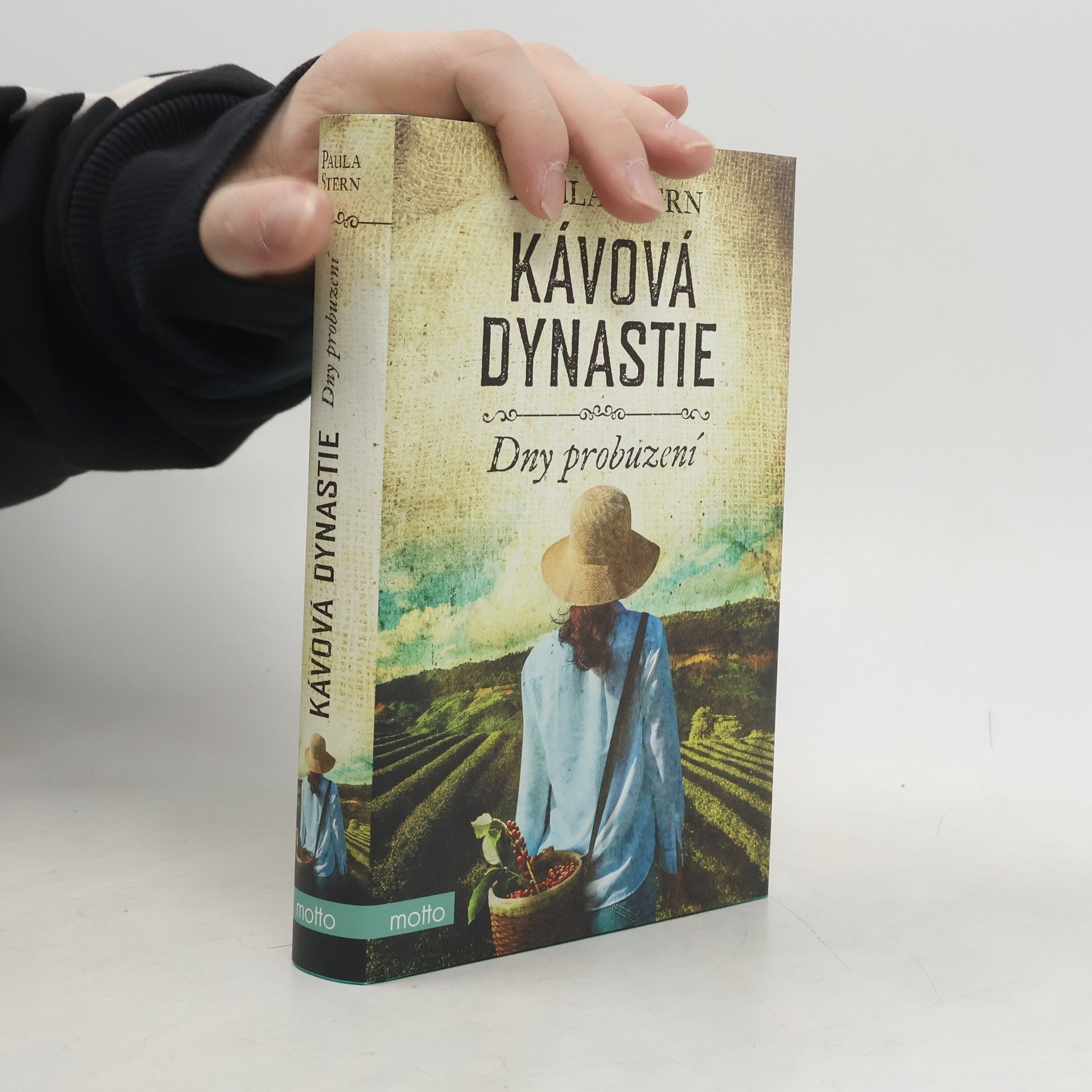 Paula Stern Kávová dynastie. Dny probuzení