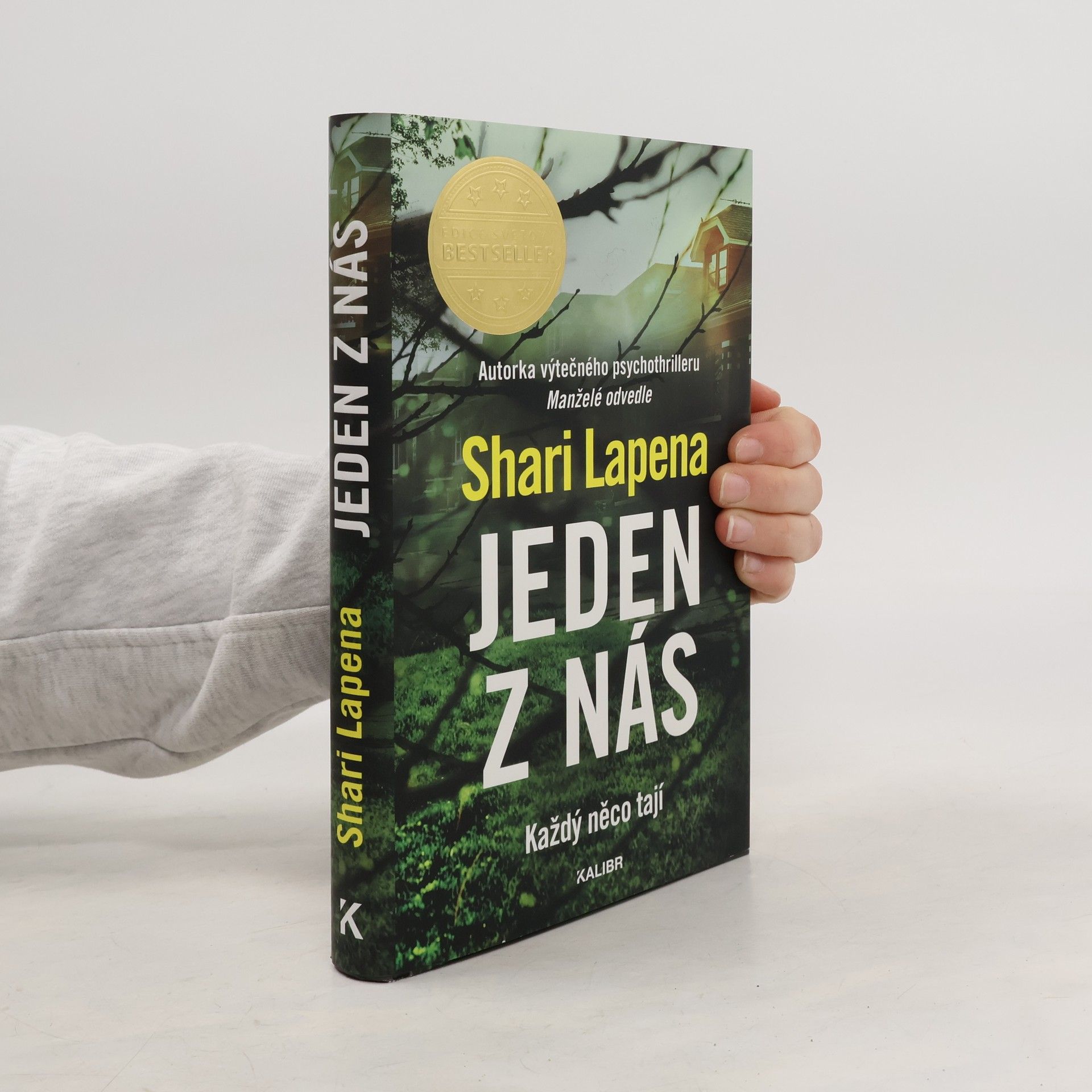 Shari Lapena Jeden z nás