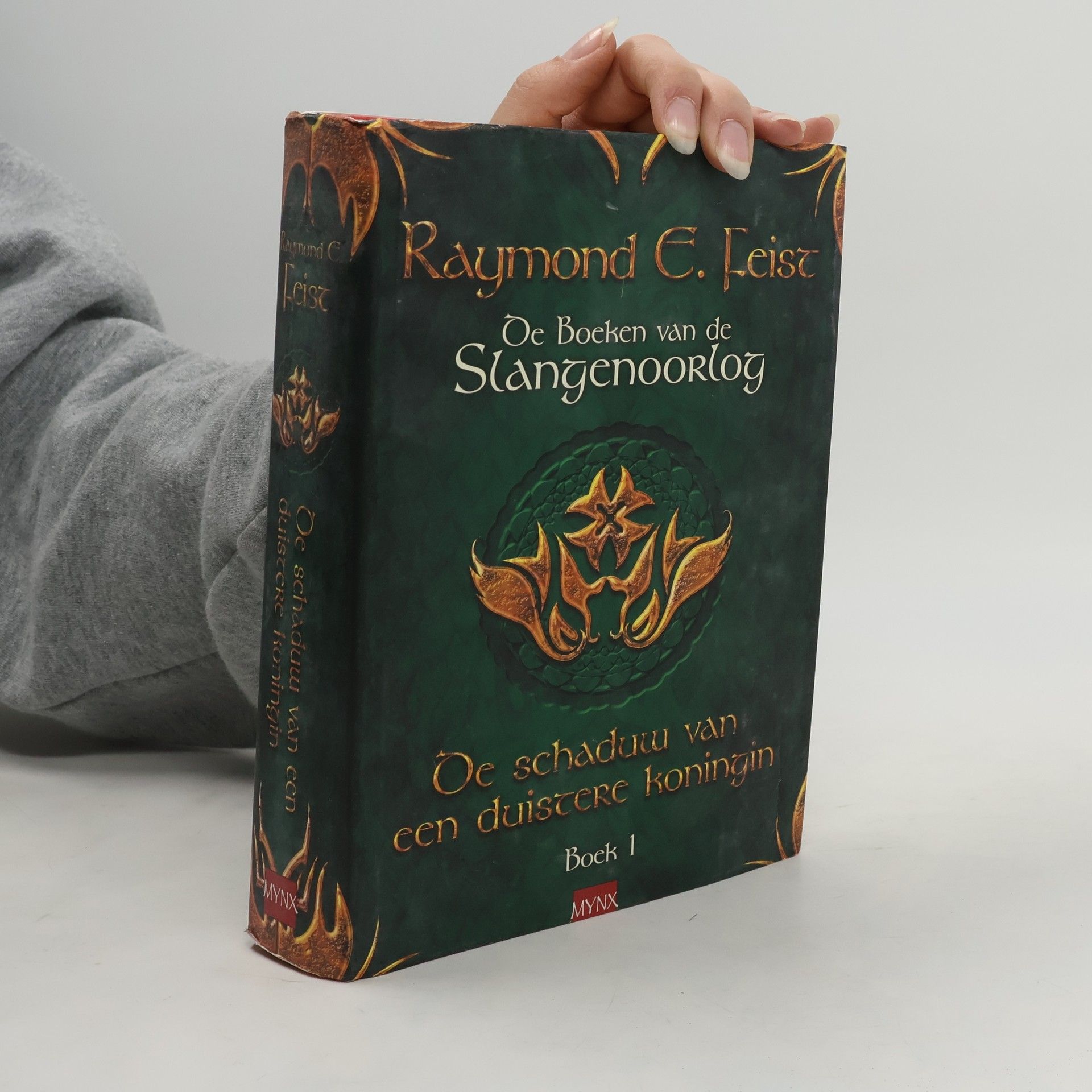 Raymond E. Feist De boeken van de slangenoorlog - 1: De schaduw van de duistere koningin