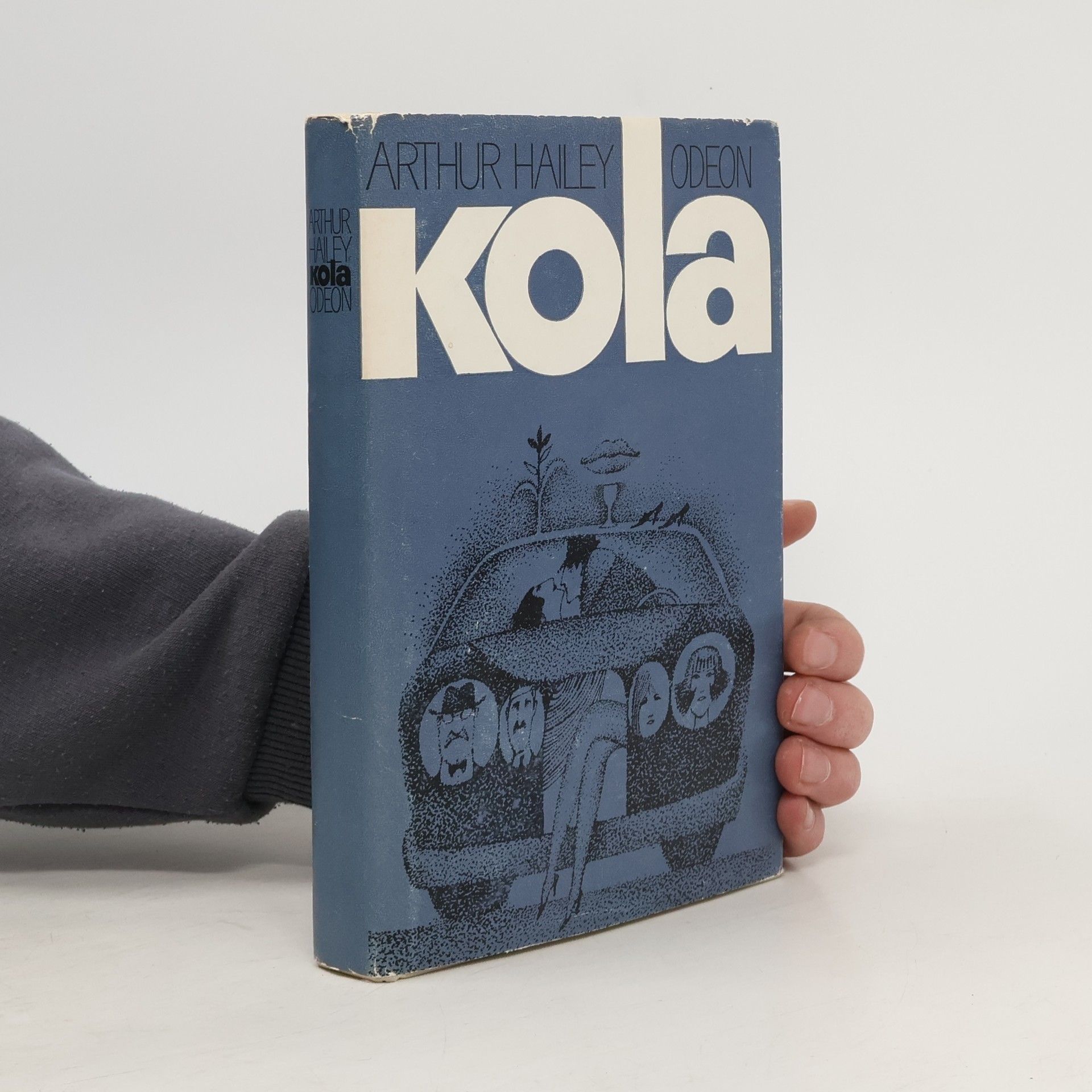 Arthur Hailey Kola