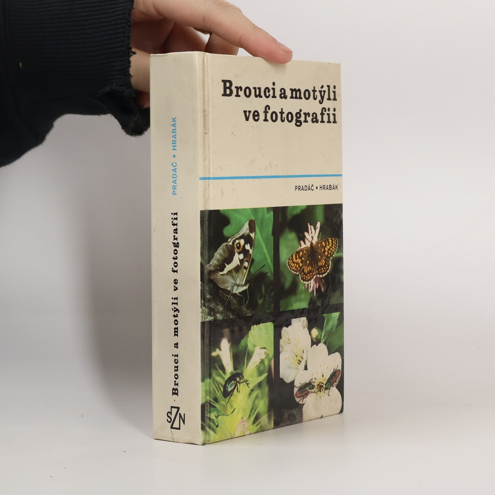 Jiří Pradáč Brouci a motýli ve fotografii