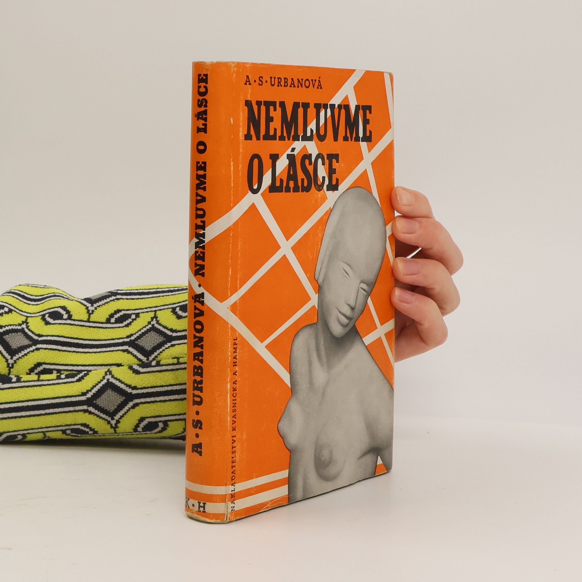 Antonie S. Urbanová Nemluvme o lásce