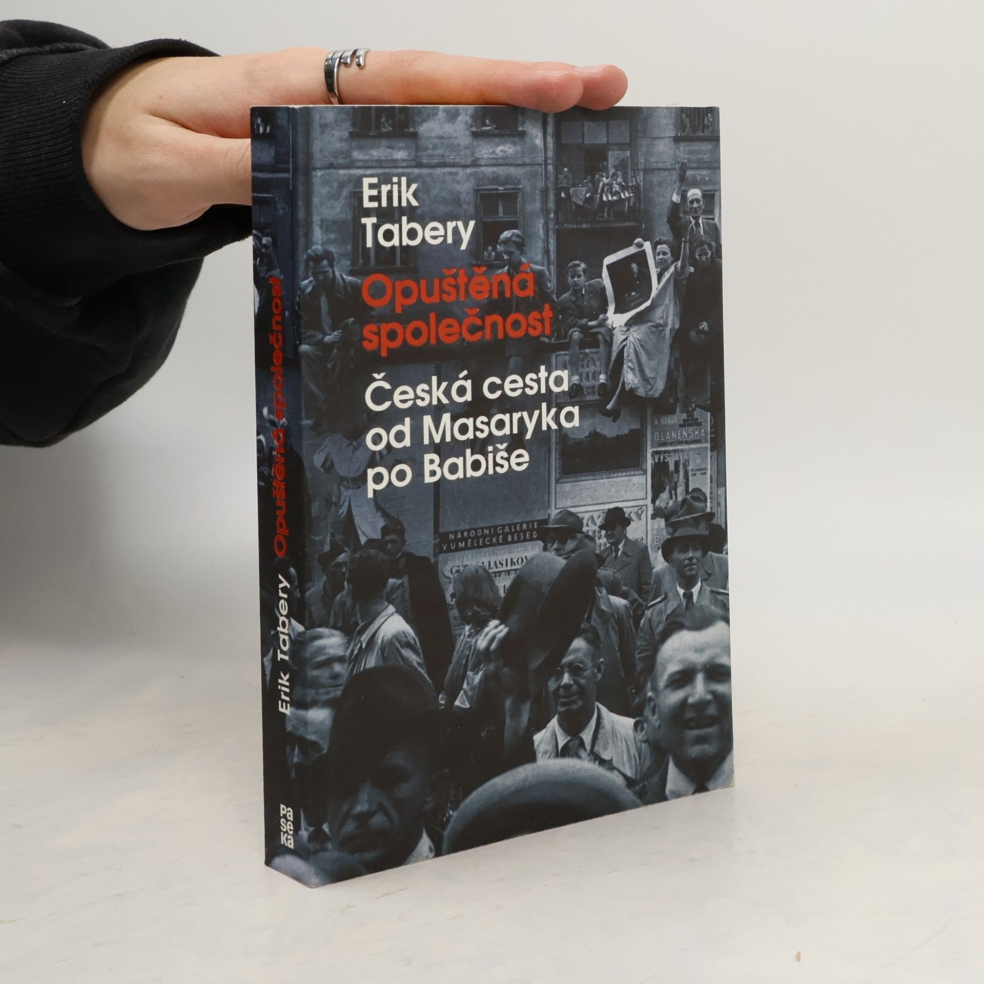 Erik Tabery Opuštěná společnost