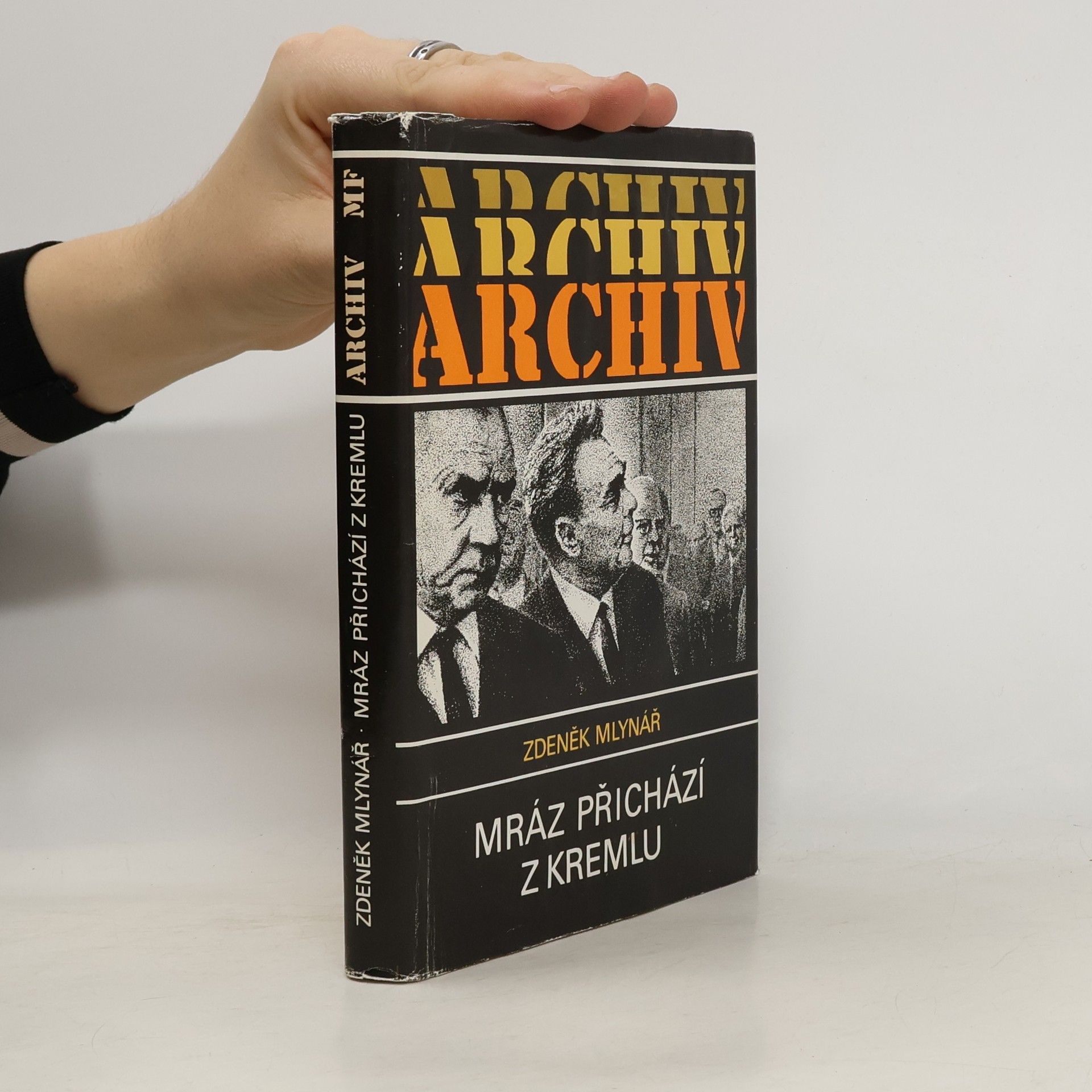 Mráz přichází z Kremlu