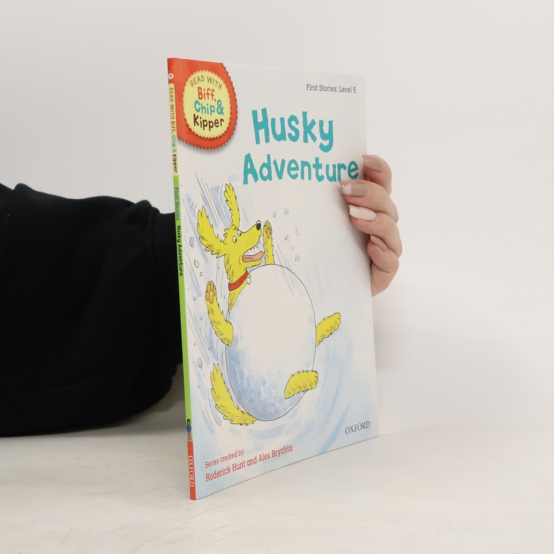 Roderick Hunt Read with Biff, Chip & Kipper Level 5. Husky Adventure
