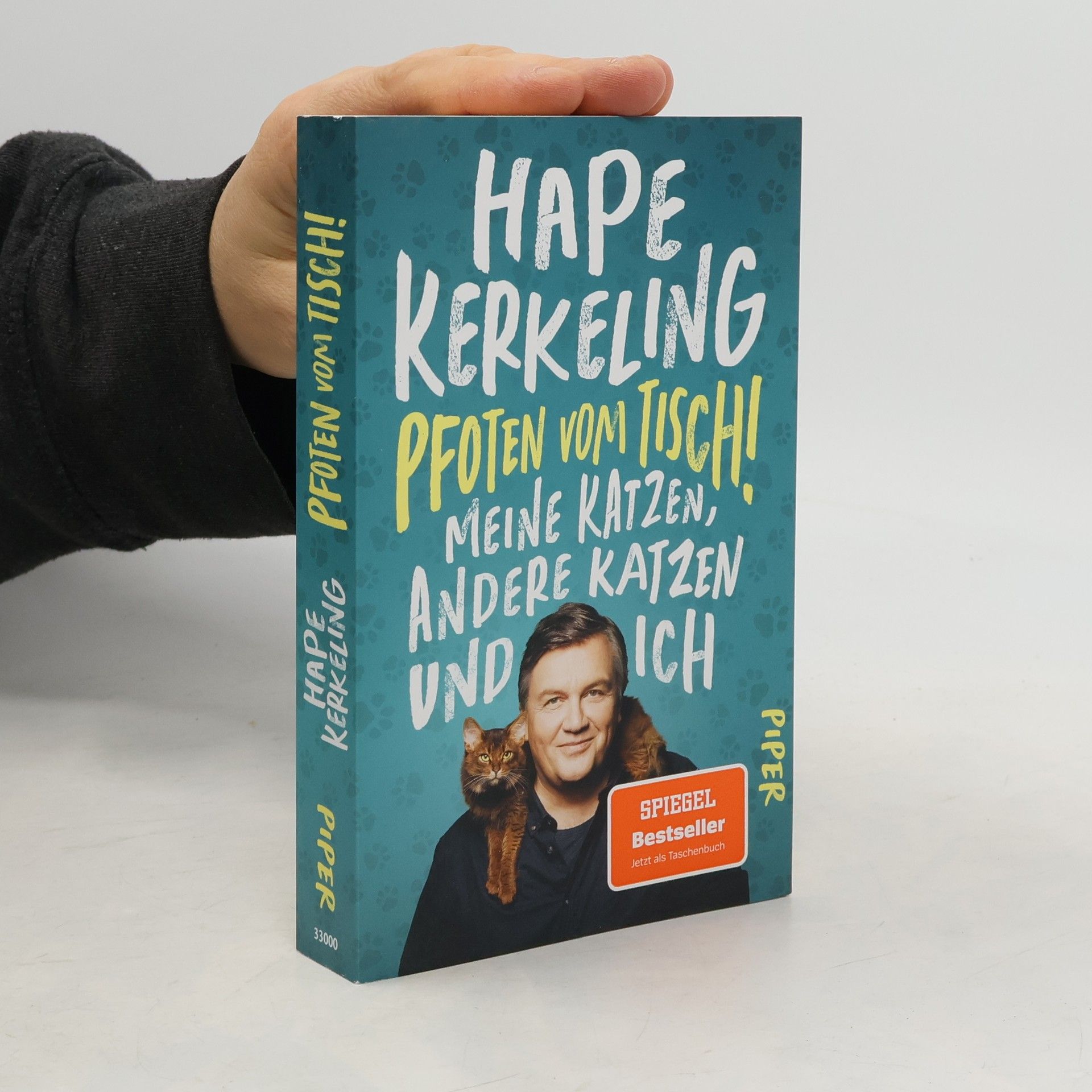 Hape Kerkeling Pfoten vom Tisch!