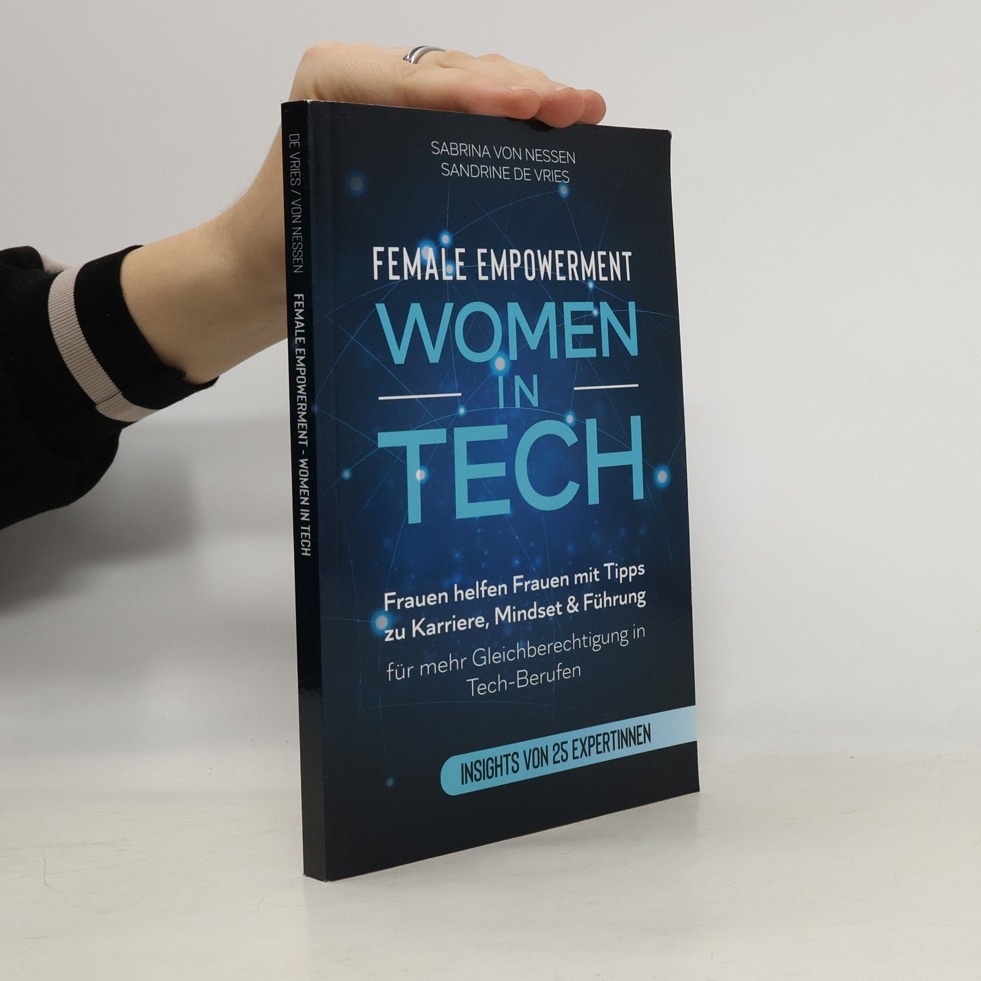 Sabrina von Nessen Female Empowerment - Women in Tech