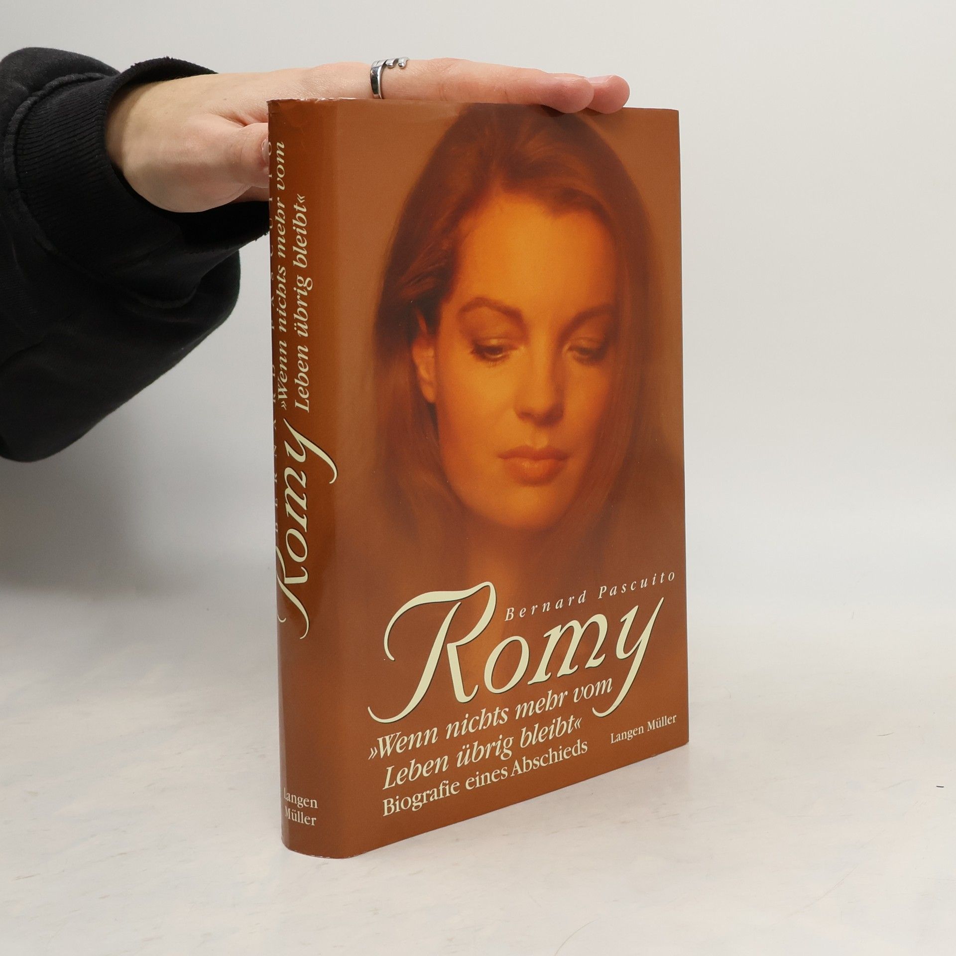 Bernard Pascuito Romy