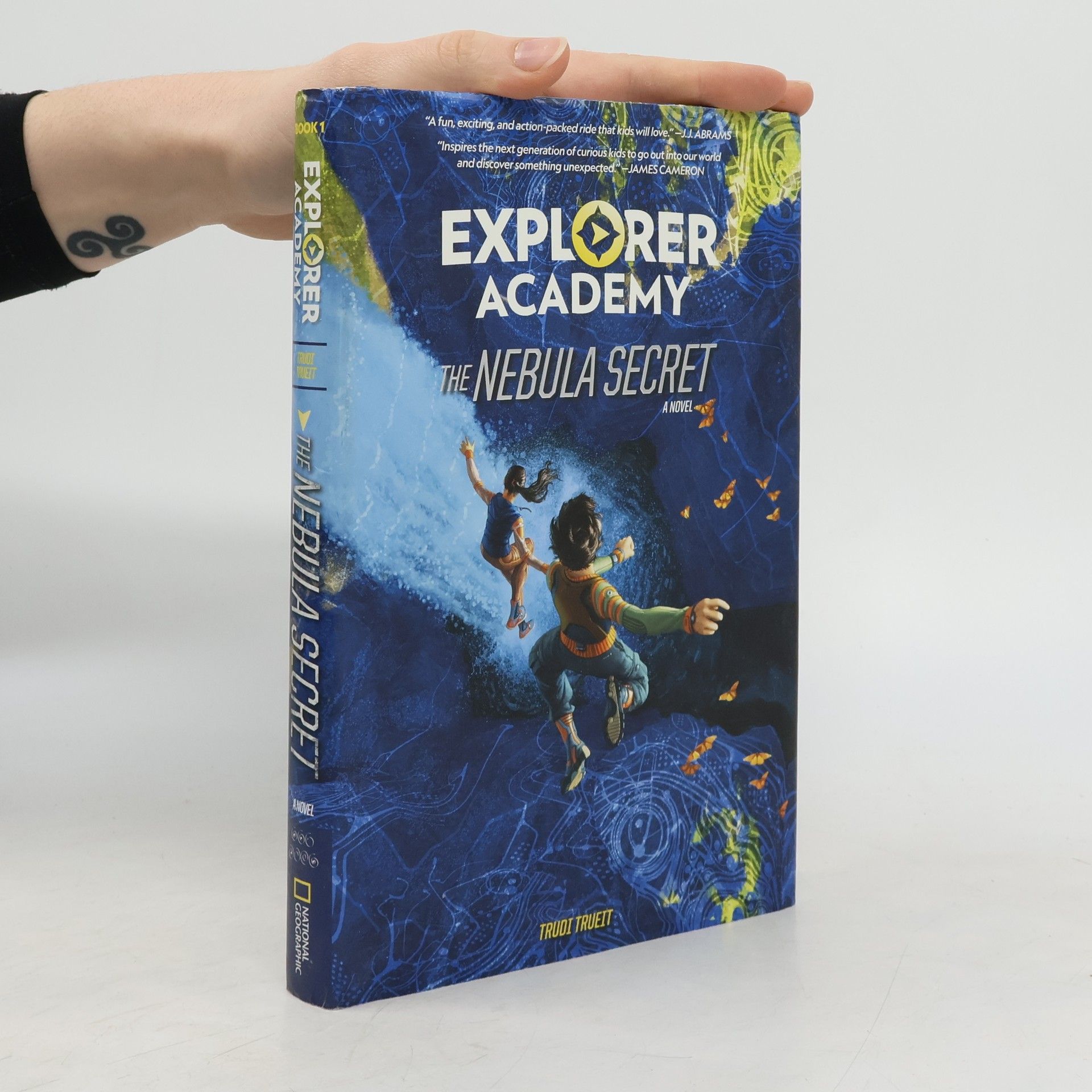 Trudi Trueit Explorer Academy 1. The Nebula Secret