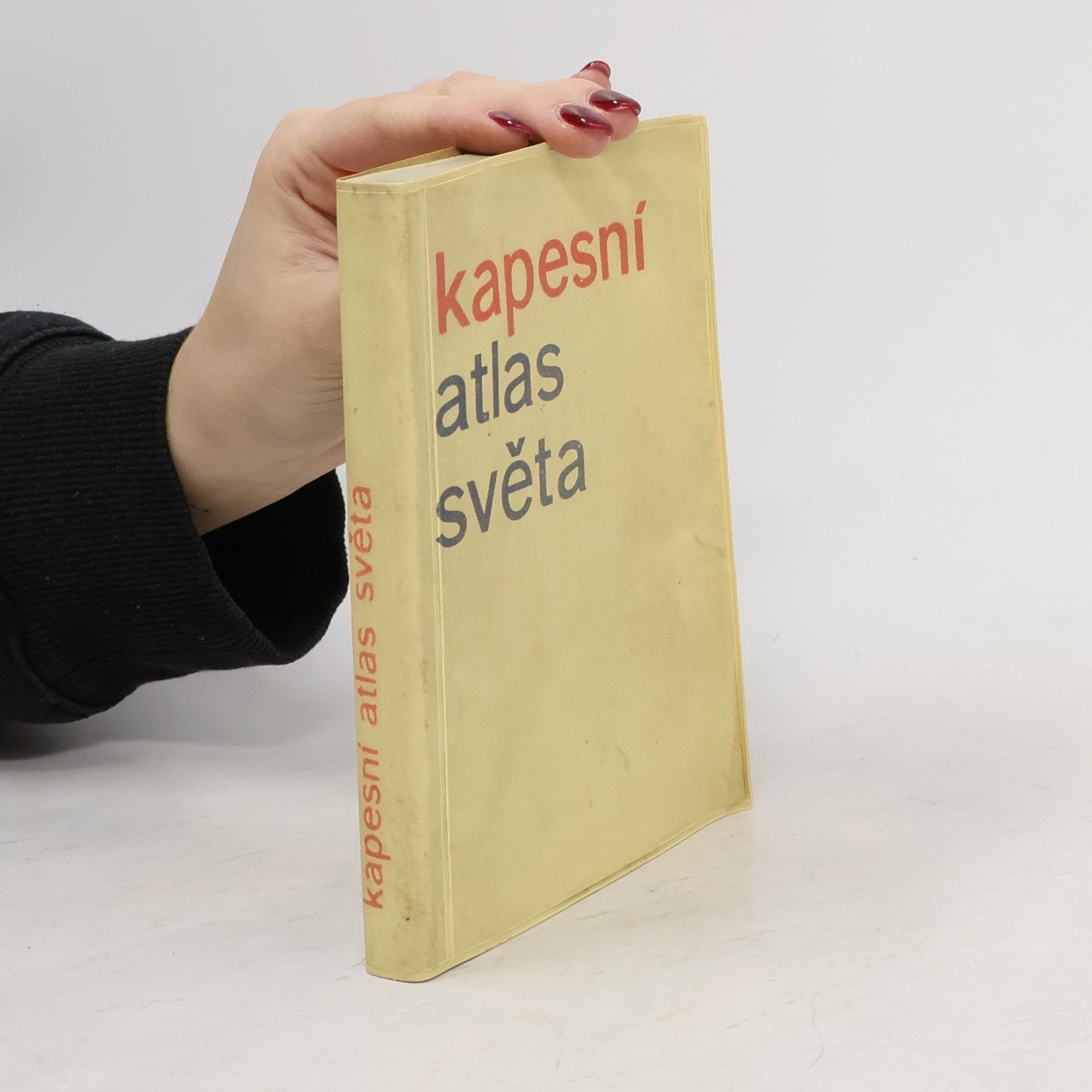 Auteurscollectief Kapesní atlas světa