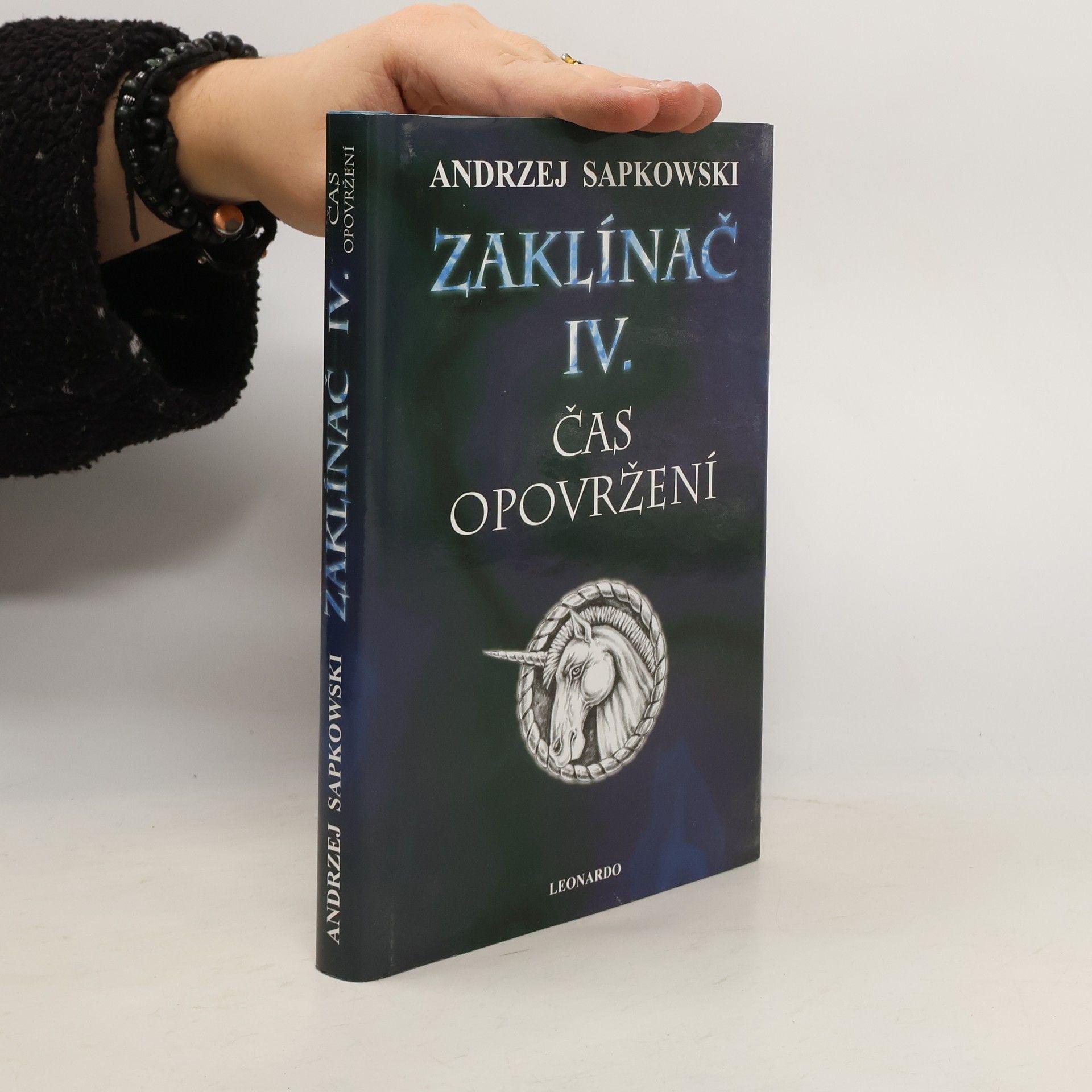 Andrzej Sapkowski Zaklínač IV. Čas opovržení