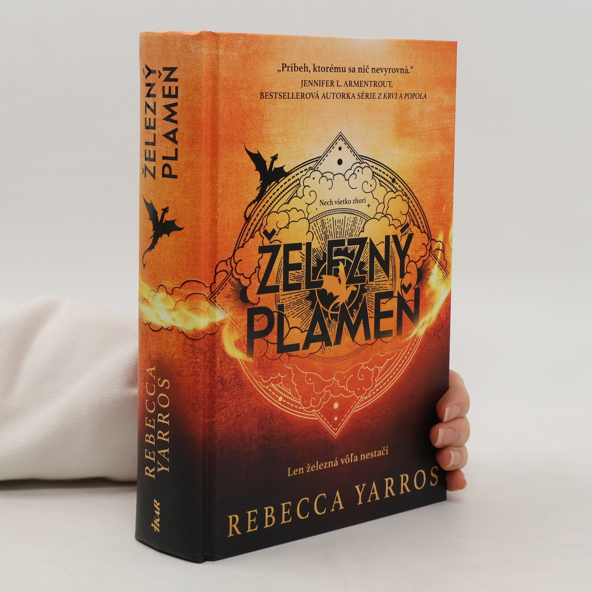 Rebecca Yarros Železný plameň
