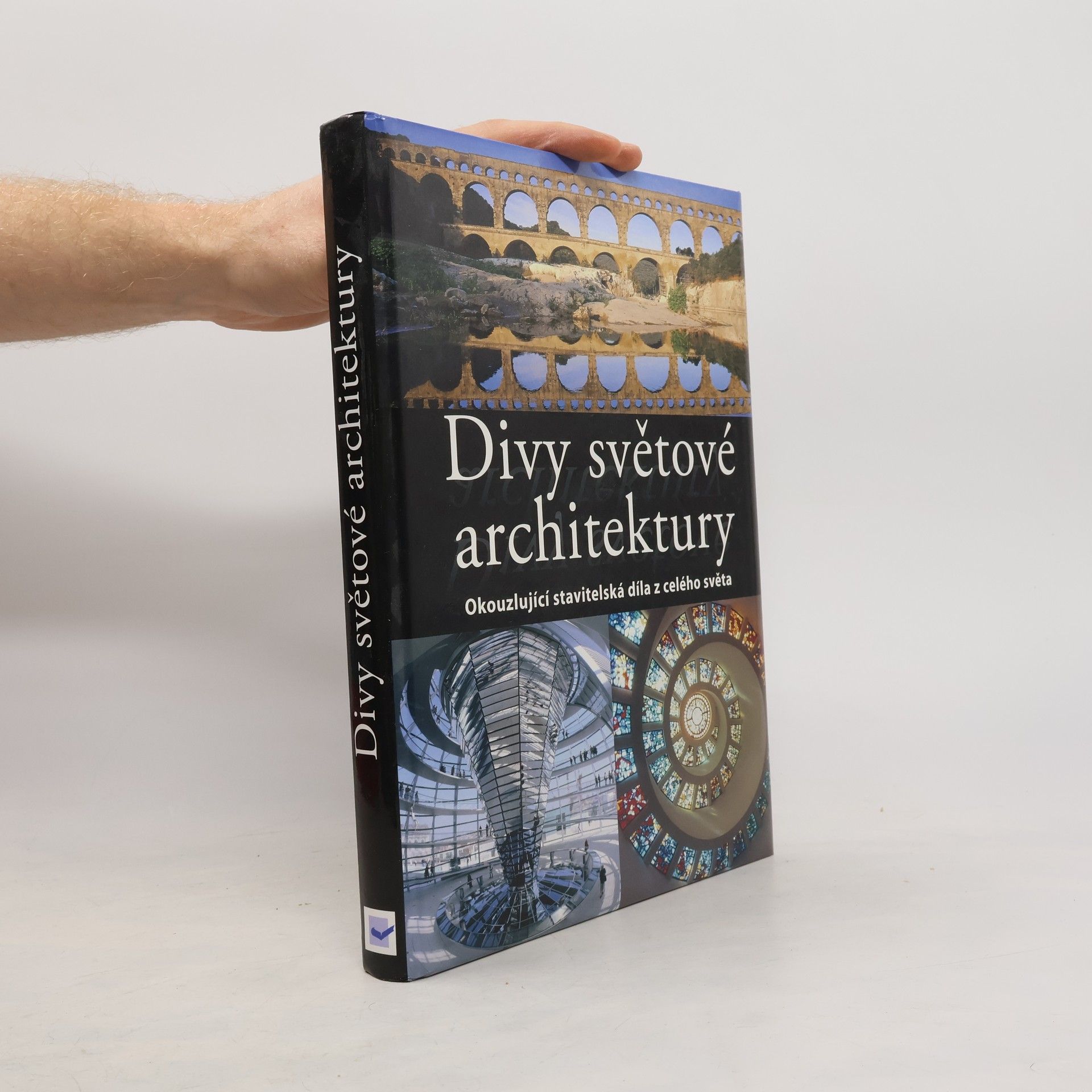 Various authors Divy světové architektury