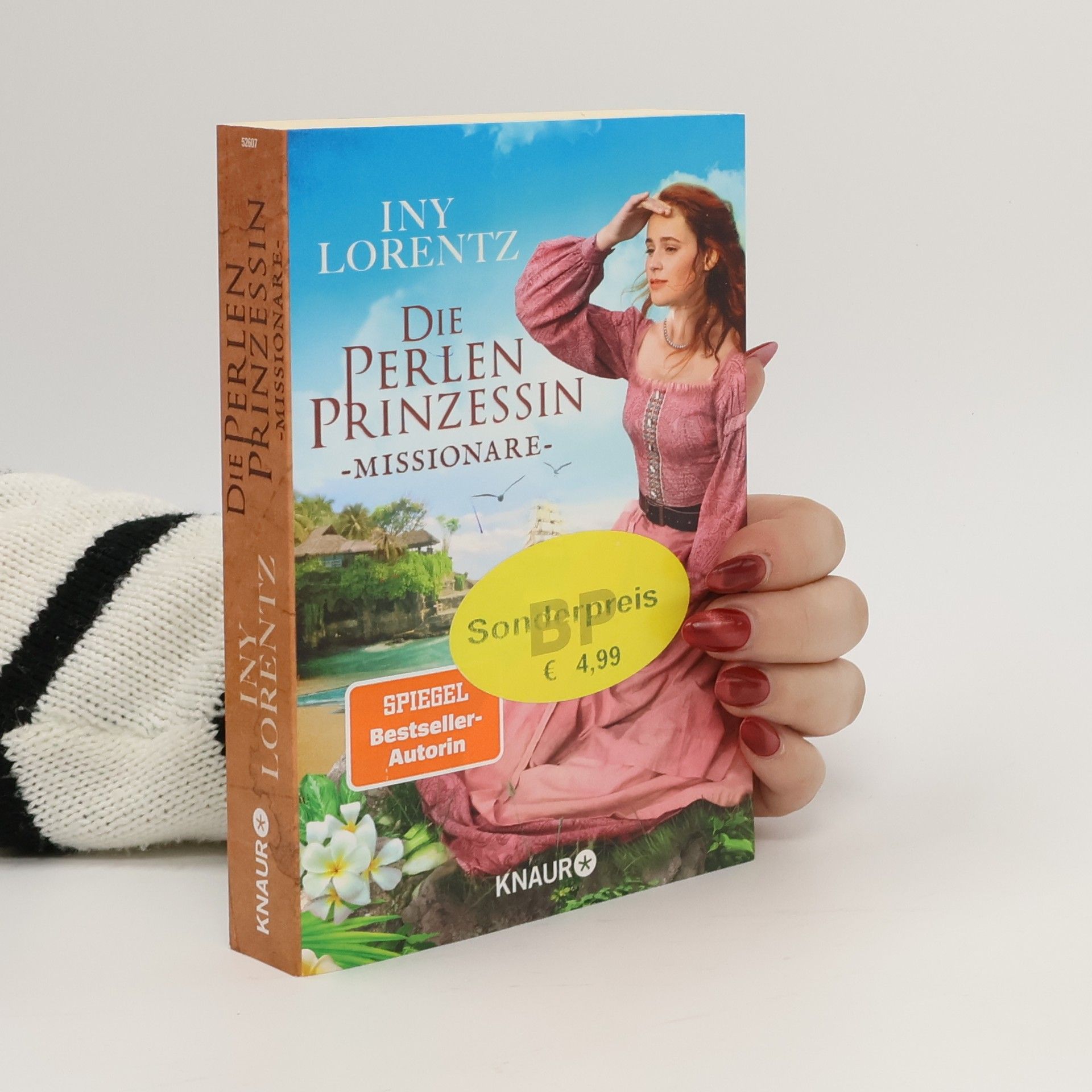 Iny Lorentz Die Perlenprinzessin. Missionare