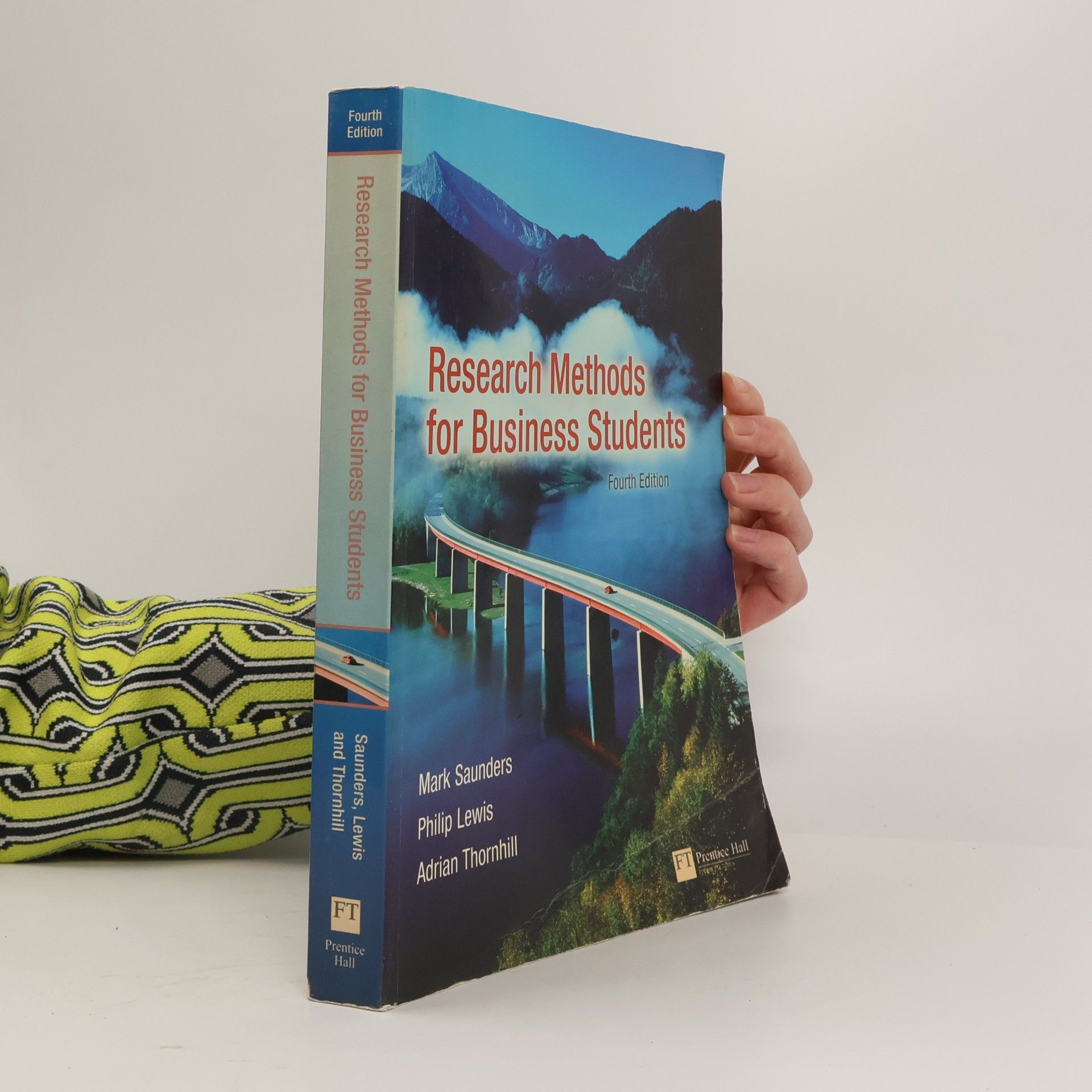 Research methods for business students