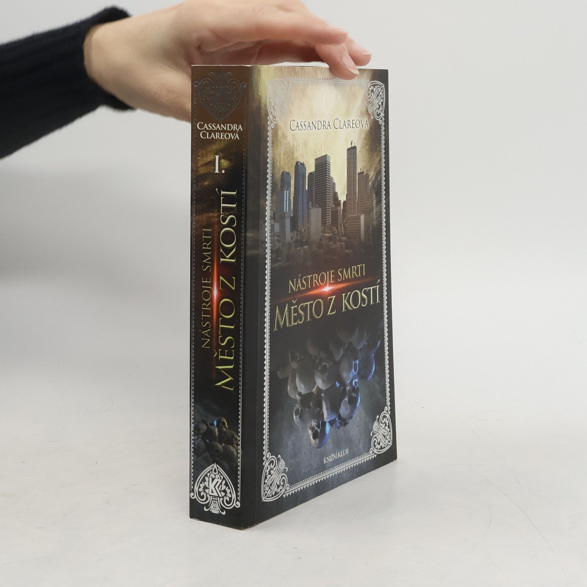 Cassandra Clare Nástroje smrti 1: Město z kostí