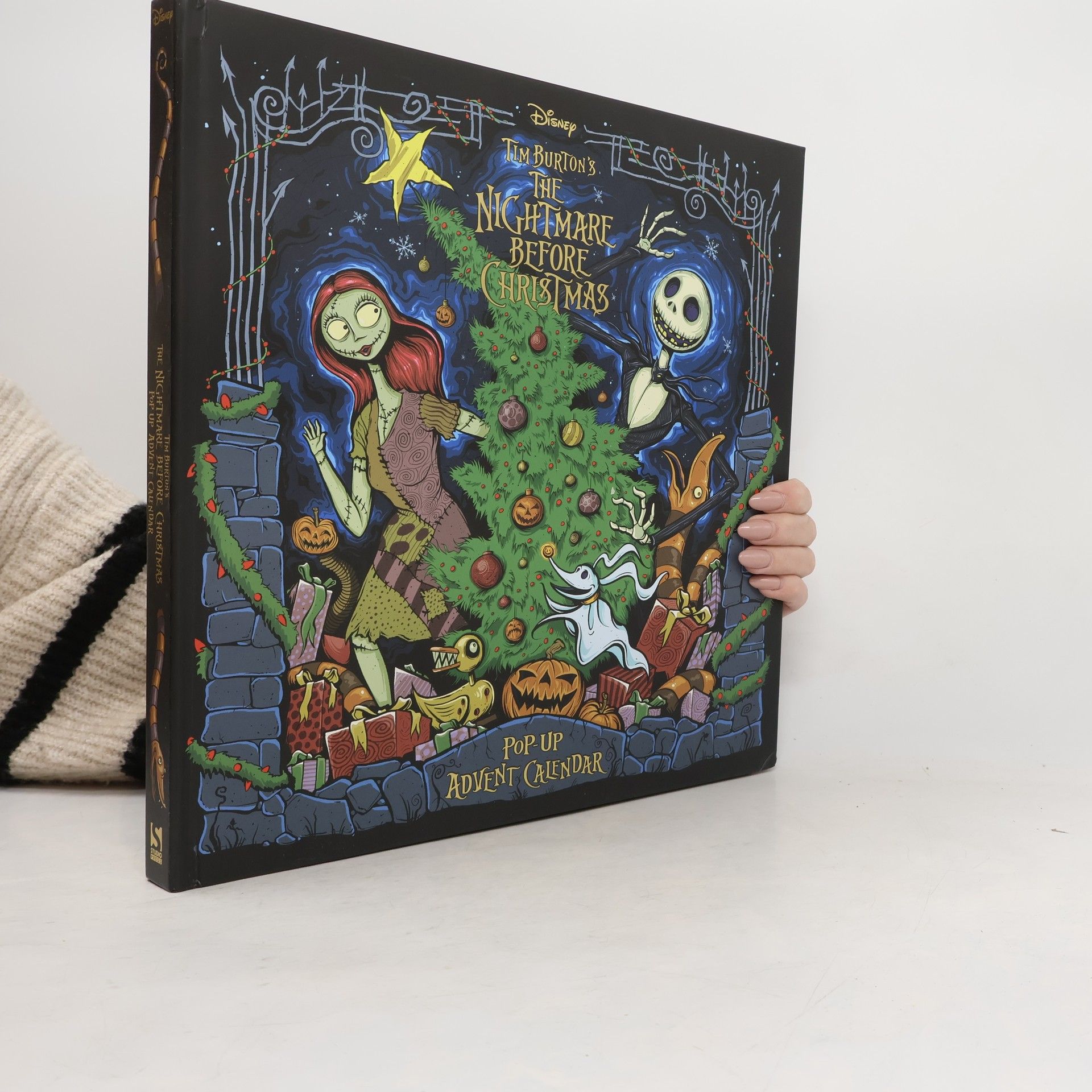 Insight Editions Disney Tim Burton's The Nightmare Before Christmas Pop-Up Book and Advent Calendar