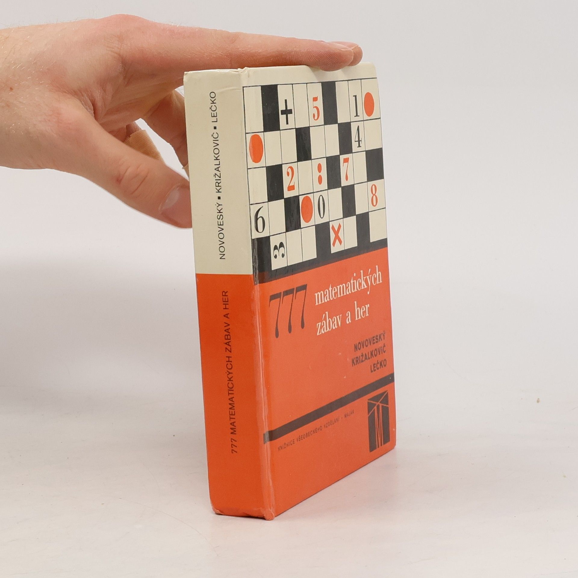 777 matematických zábav a her. Z učiva základní školy