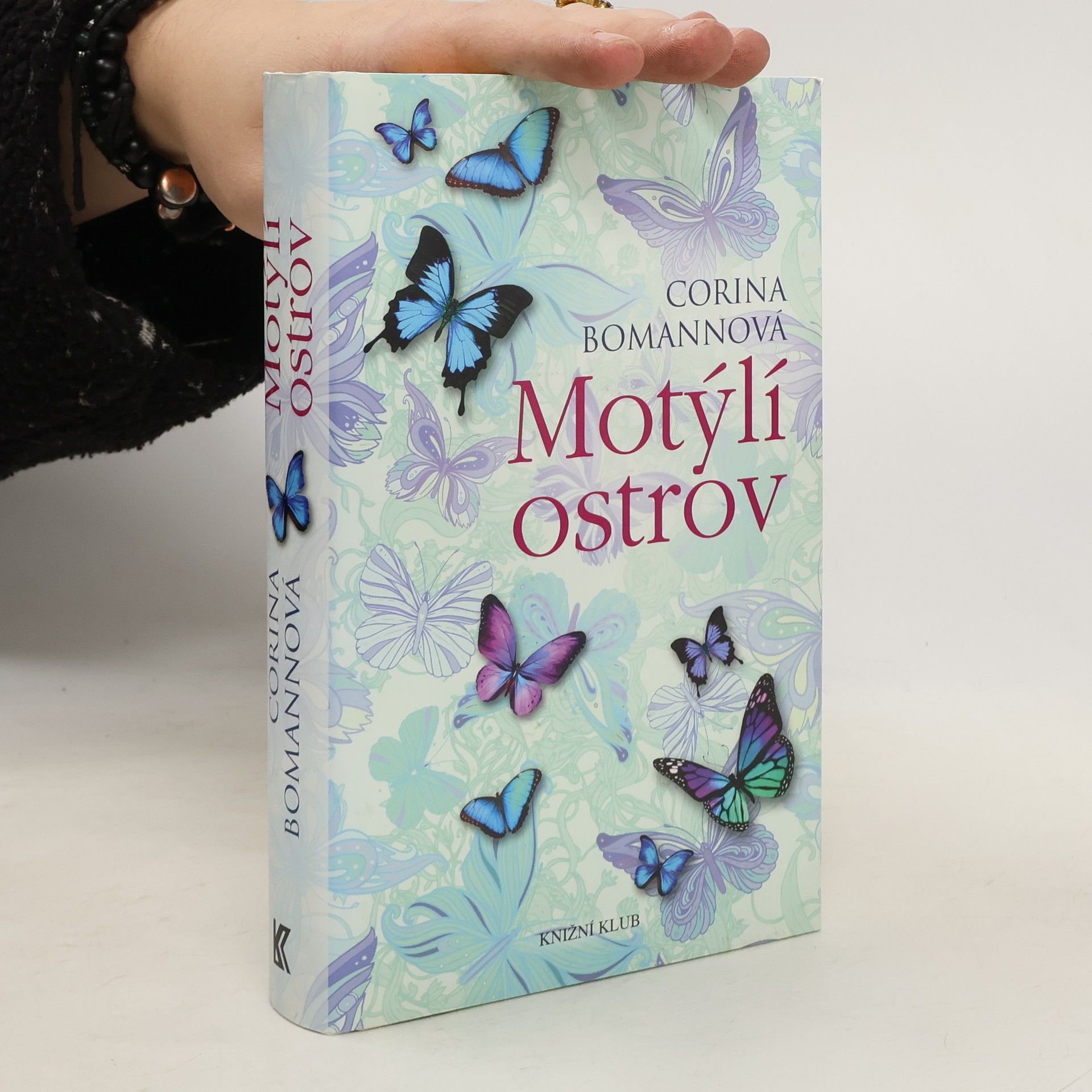 Corina Bomann Motýlí ostrov