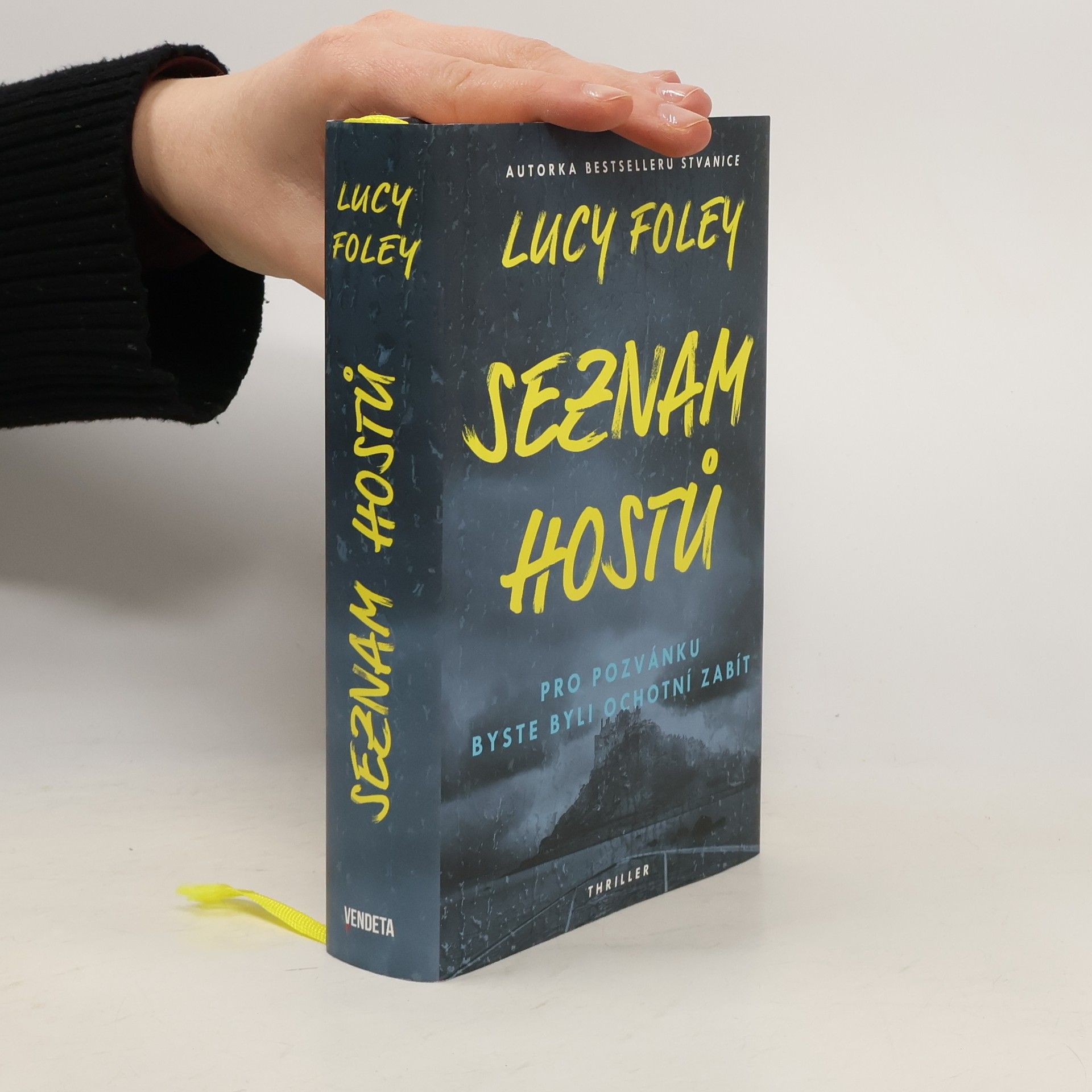 Lucy Foley Seznam hostů
