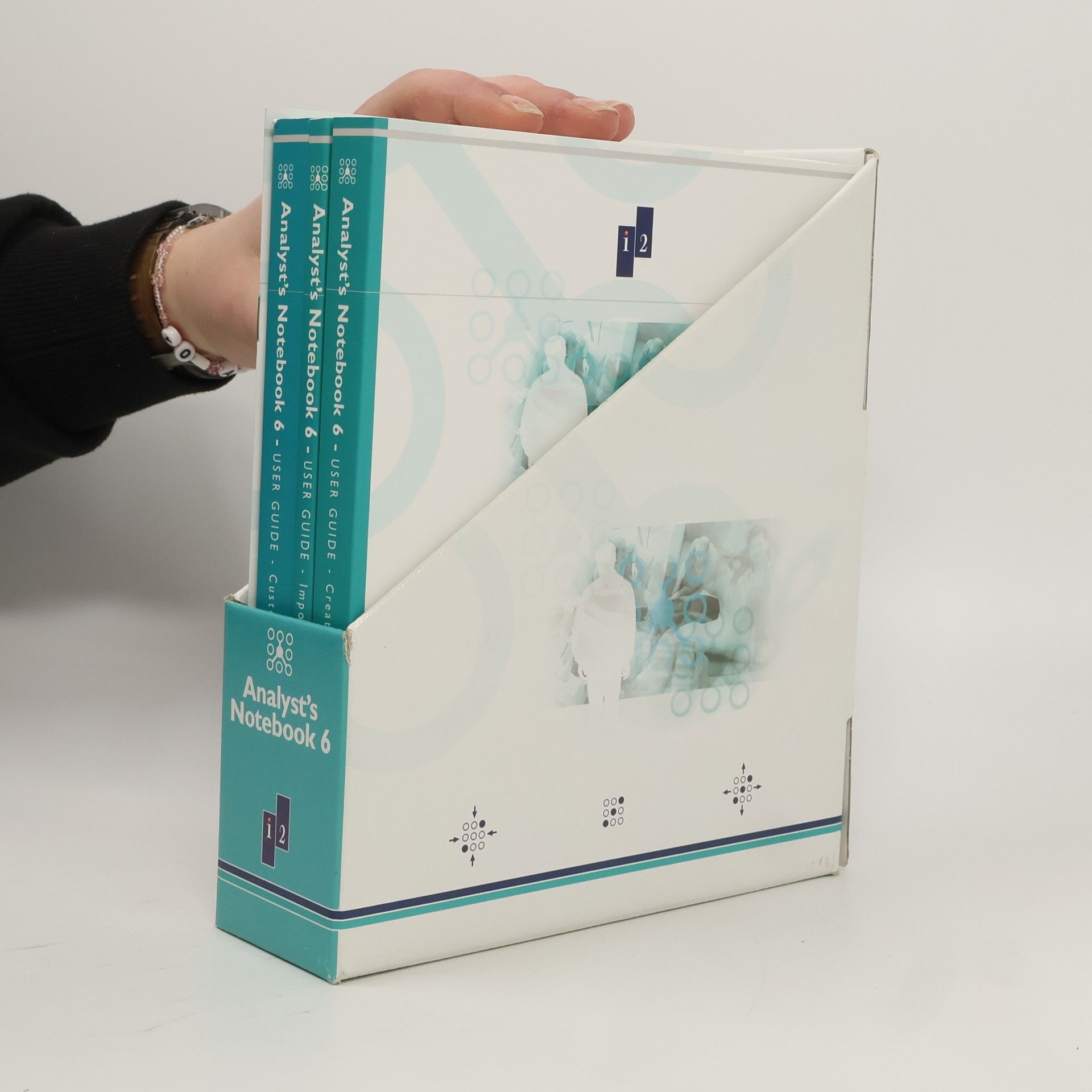 Autorenkollektiv Analyst's Notebook 6. Quick Start Guide. Customizing & Analyzing. Creating Charts. Importing