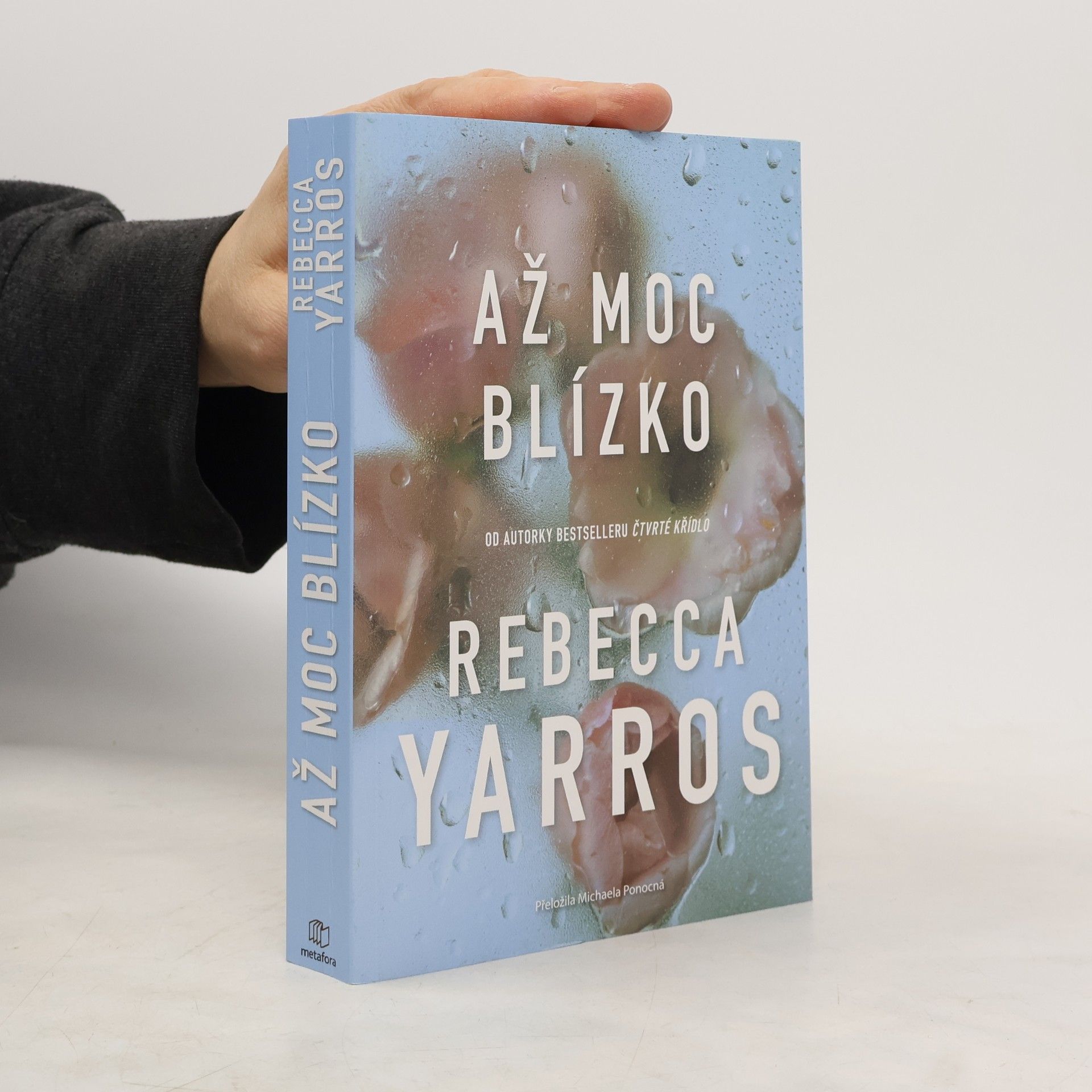 Rebecca Yarros Až moc blízko