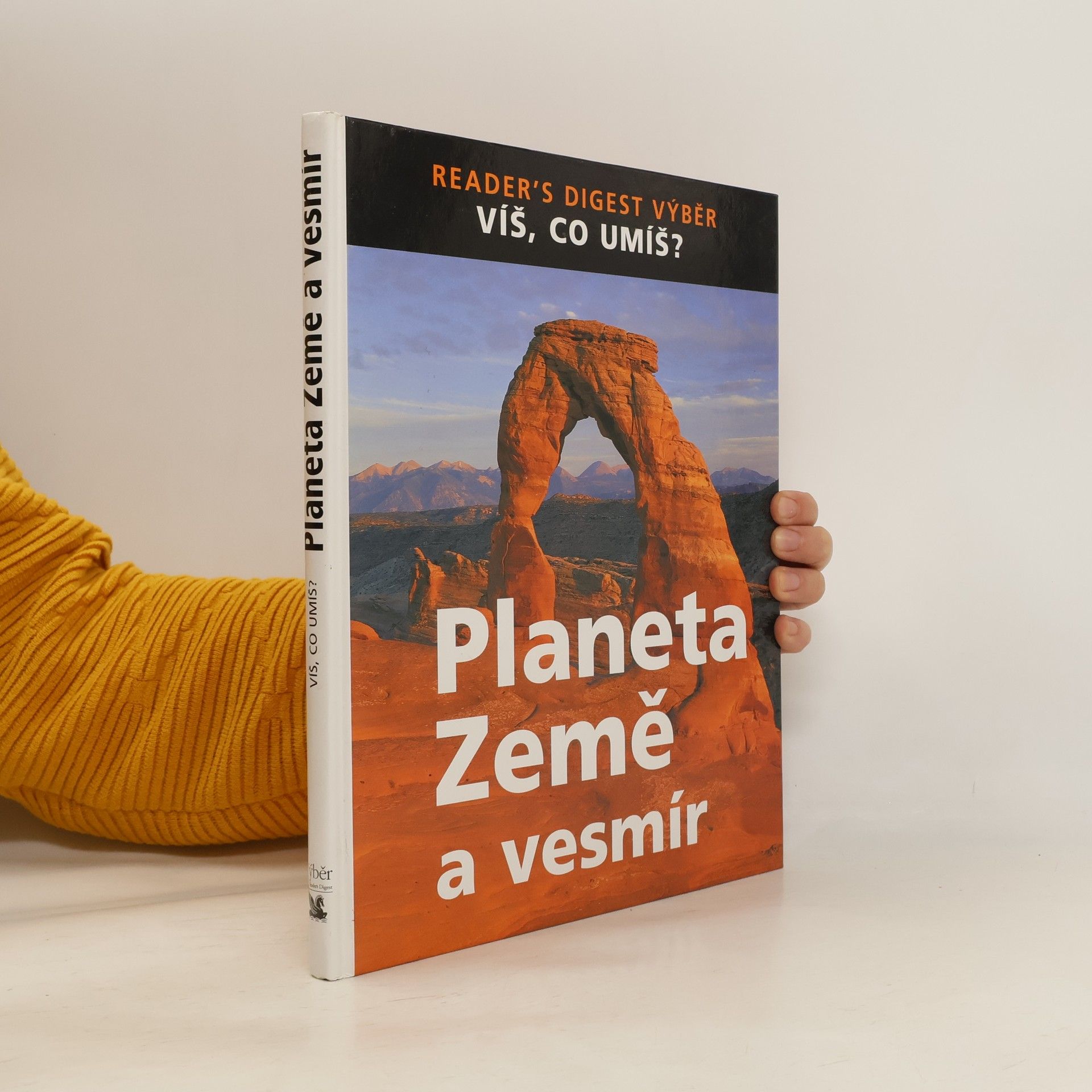 Justin F. Scroggie Planeta Země a vesmír