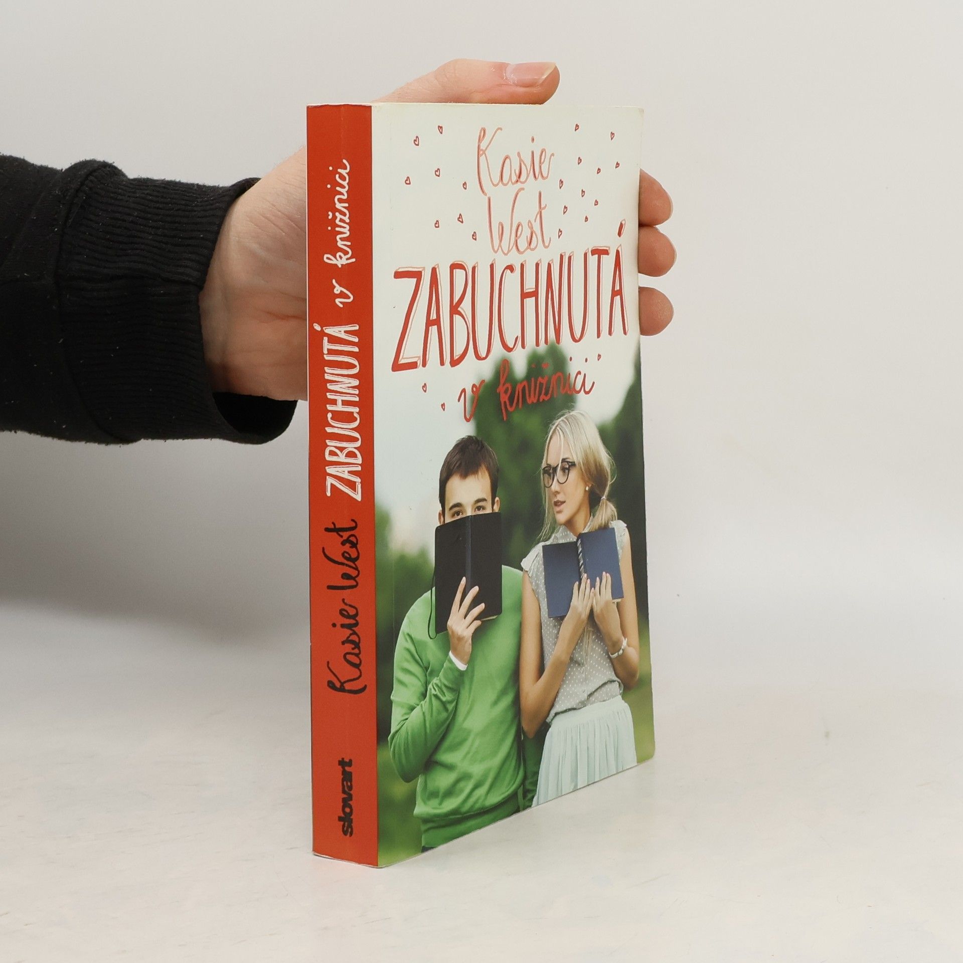 Kasie West Zabuchnutá v knižnici