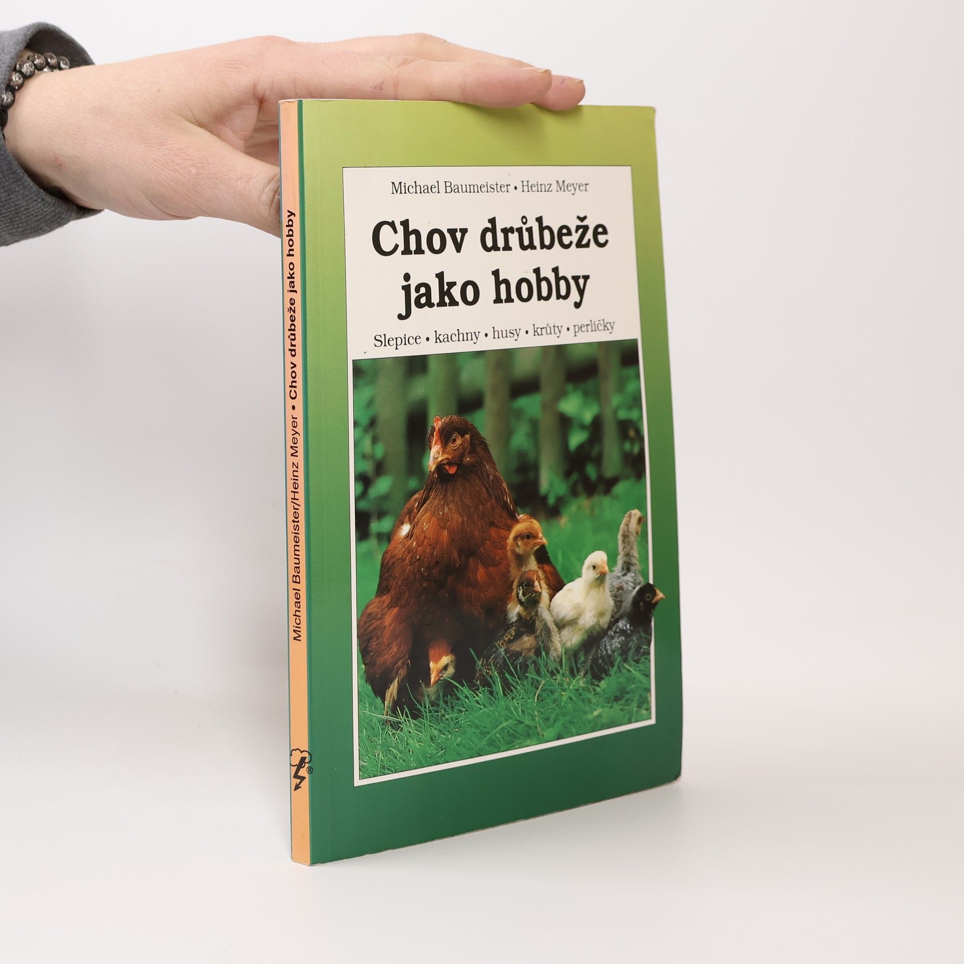 Chov drůbeže jako hobby. Slepice, kachny, husy, krůty, perličky