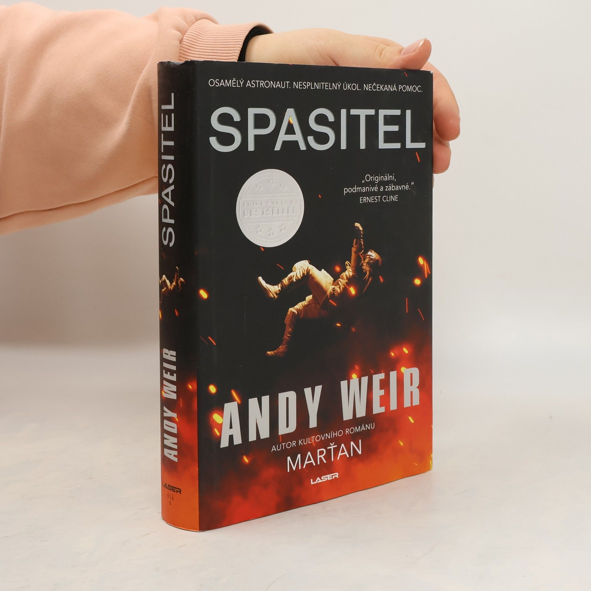 Andy Weir Spasitel