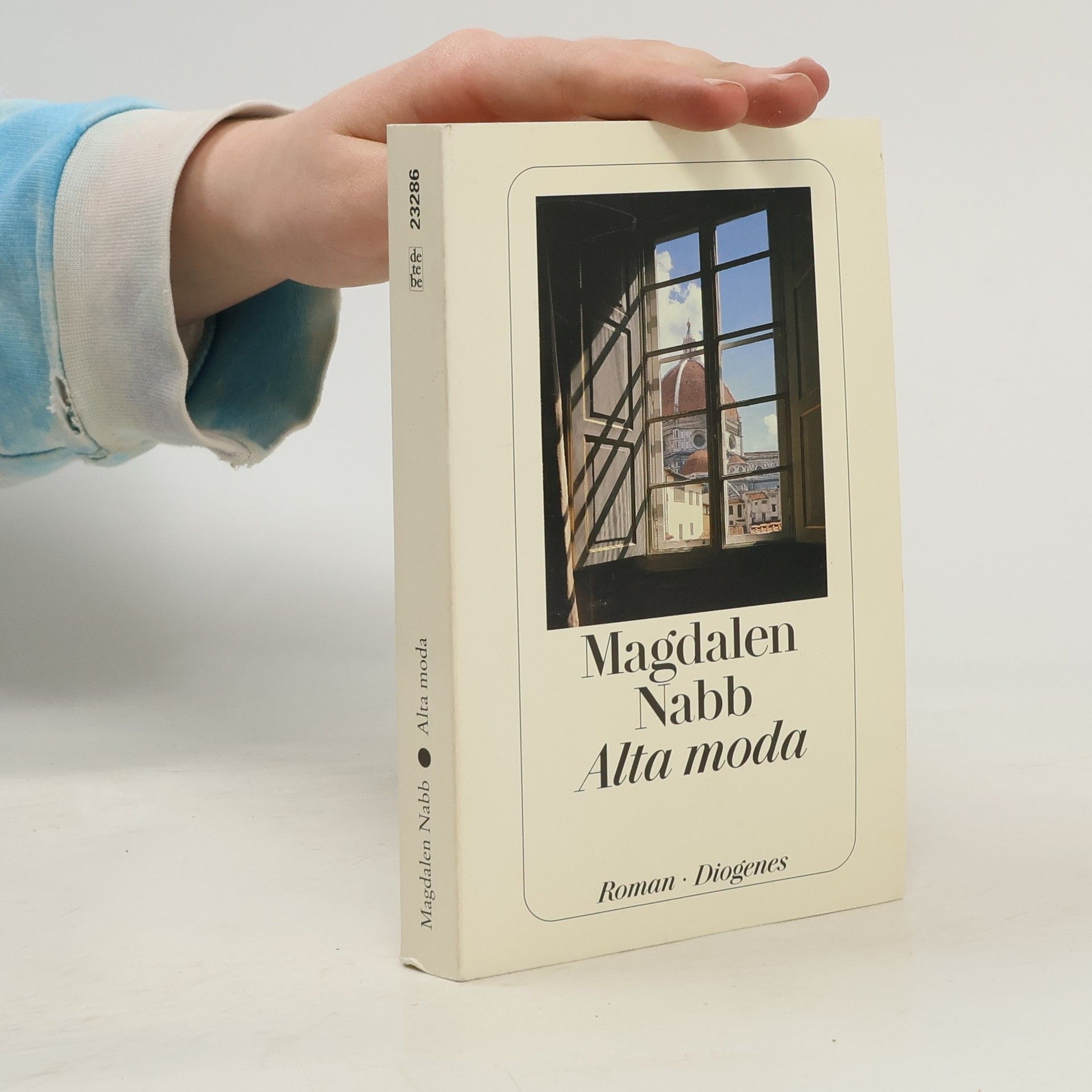 Magdalen Nabb Alta moda